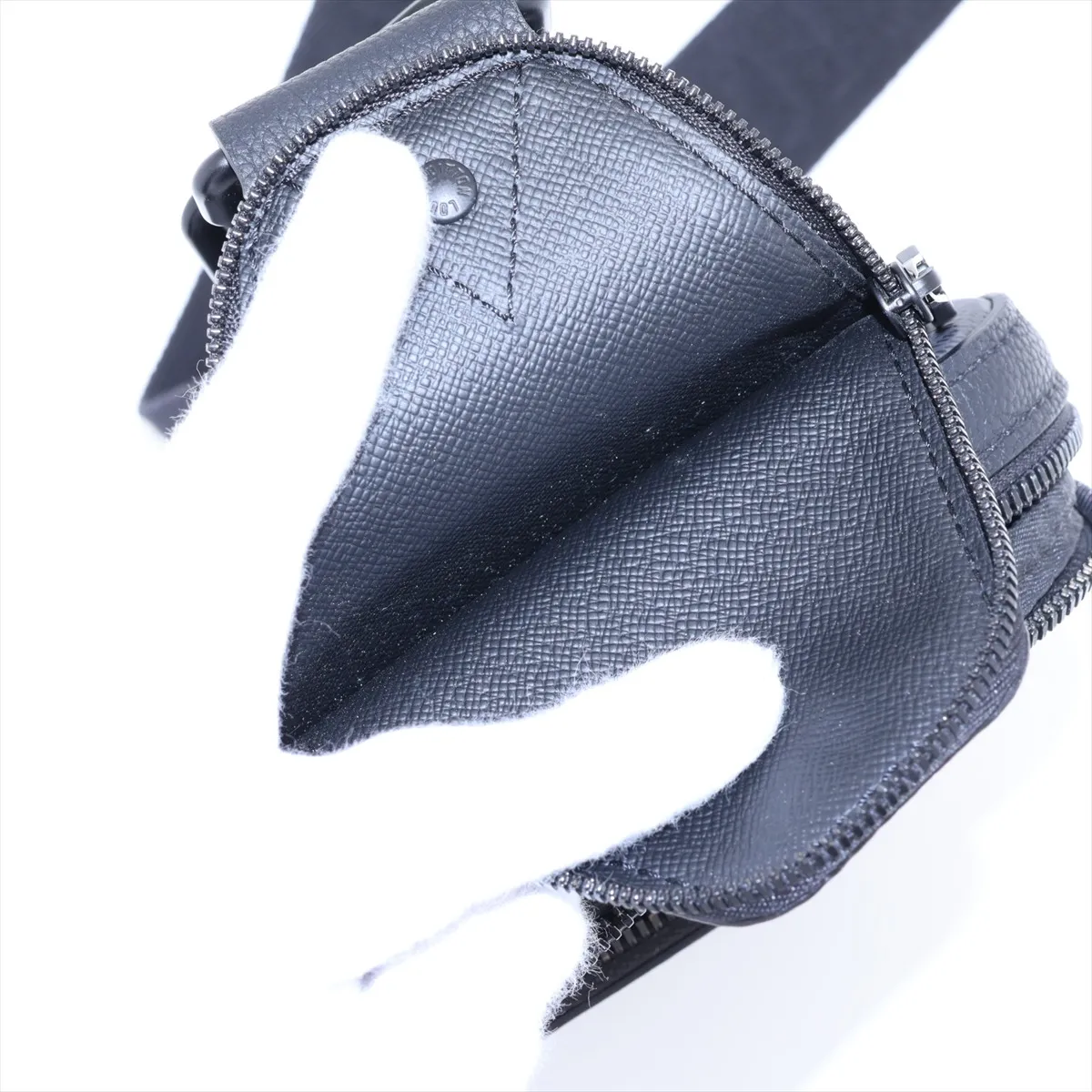 Damouflage Avenue Sling Bag PM M14953 Black (RFID detected) — view 9