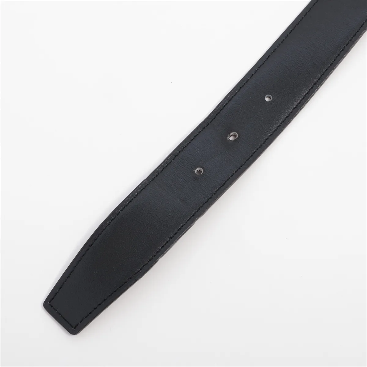 H Guilloché W stamp: 2024 belt, 100 leather, black x brown. Buckle dents, — view 3