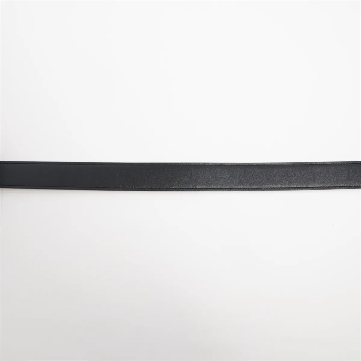H Guilloché W stamp: 2024 belt, 100 leather, black x brown. Buckle dents, — view 4