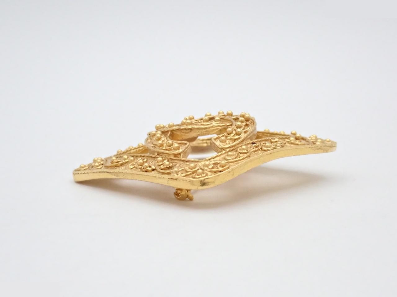 Brooch 94A — view 3