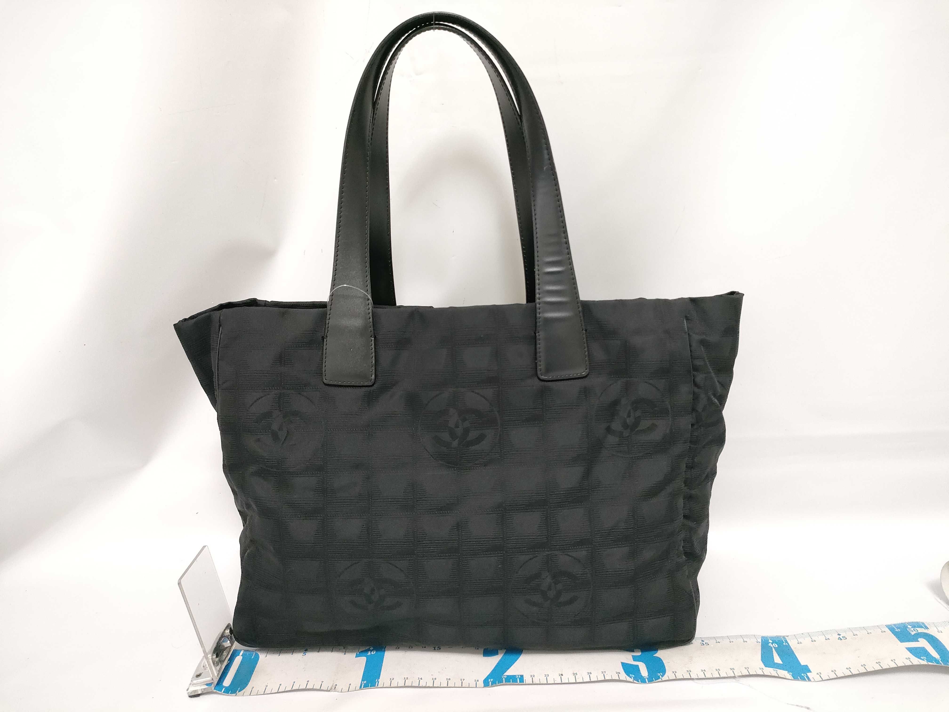New Travel Line Black Tote Bag (No. 10s) — view 2