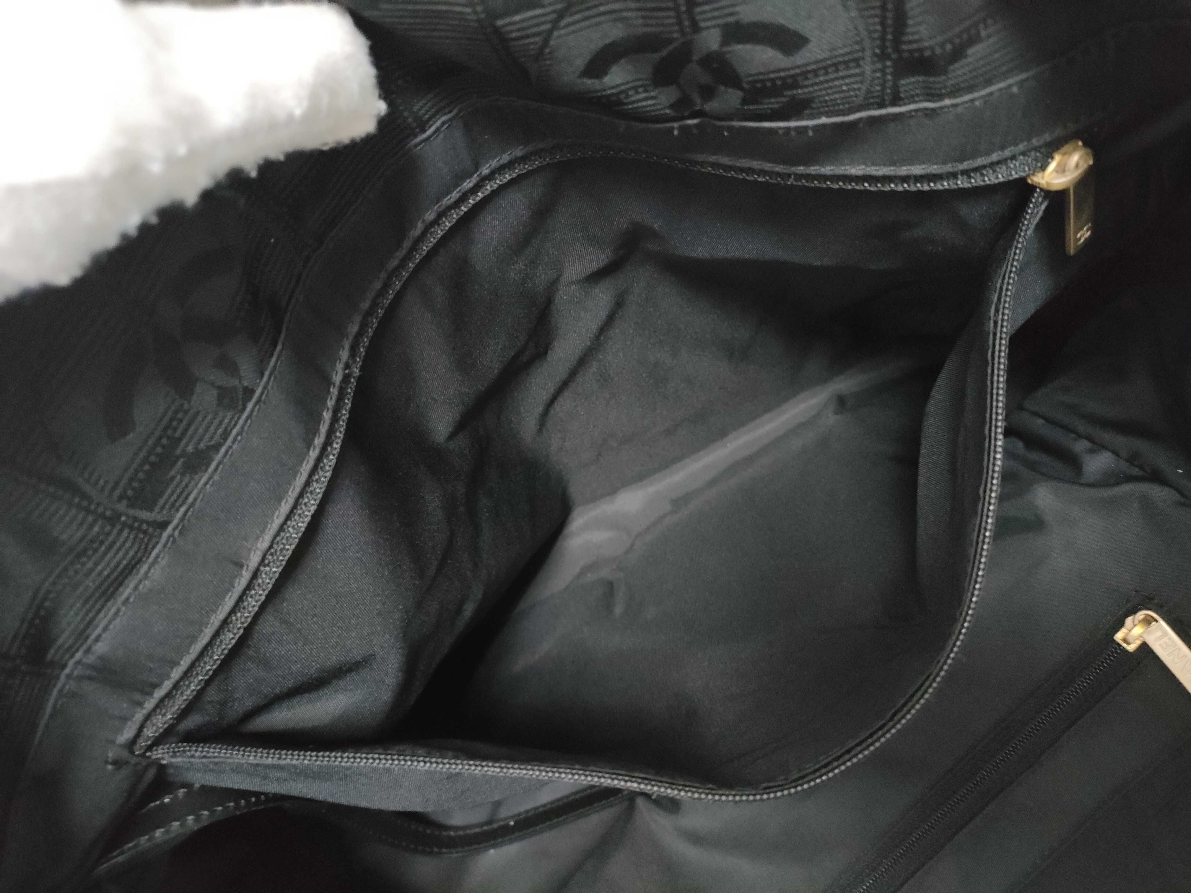 New Travel Line Black Tote Bag (No. 10s) — view 12