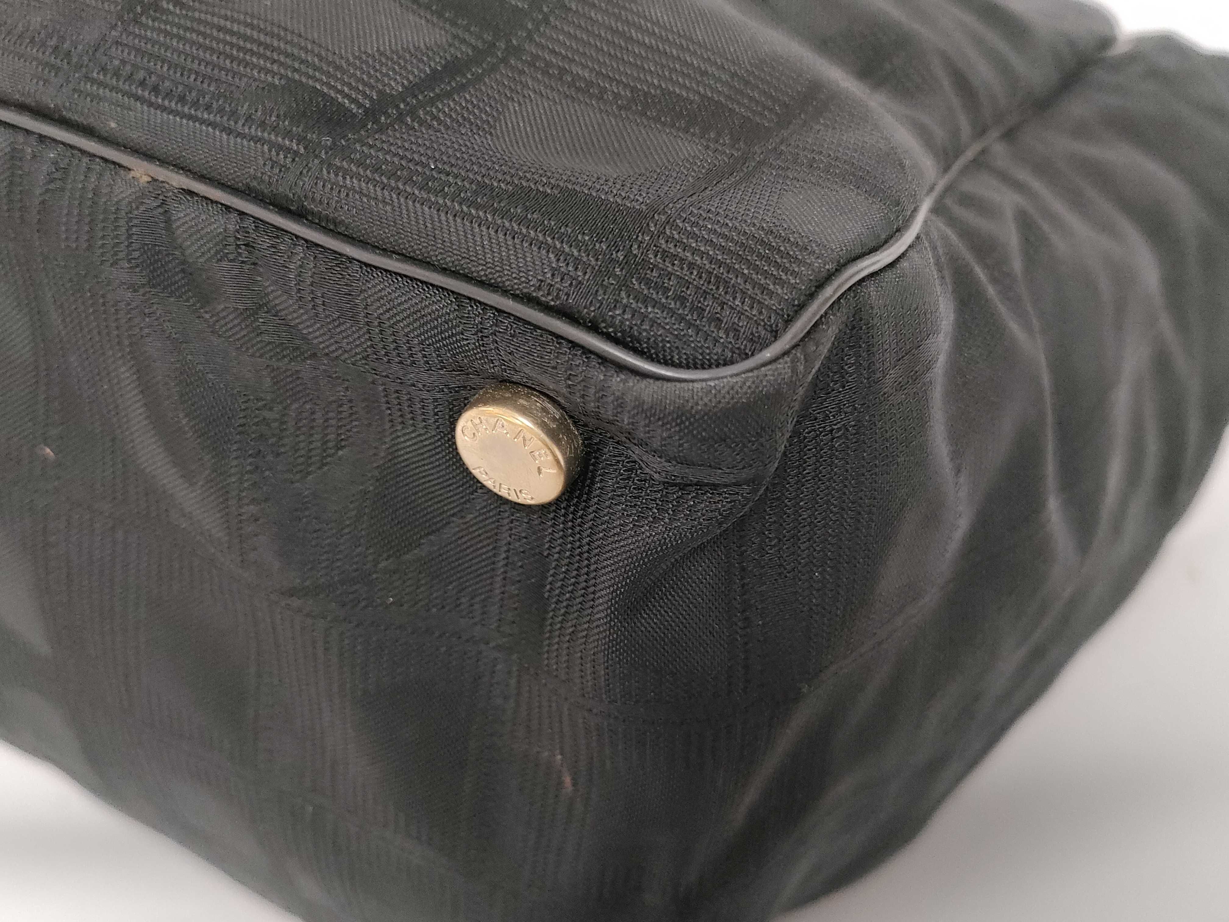 New Travel Line Black Tote Bag (No. 10s) — view 6