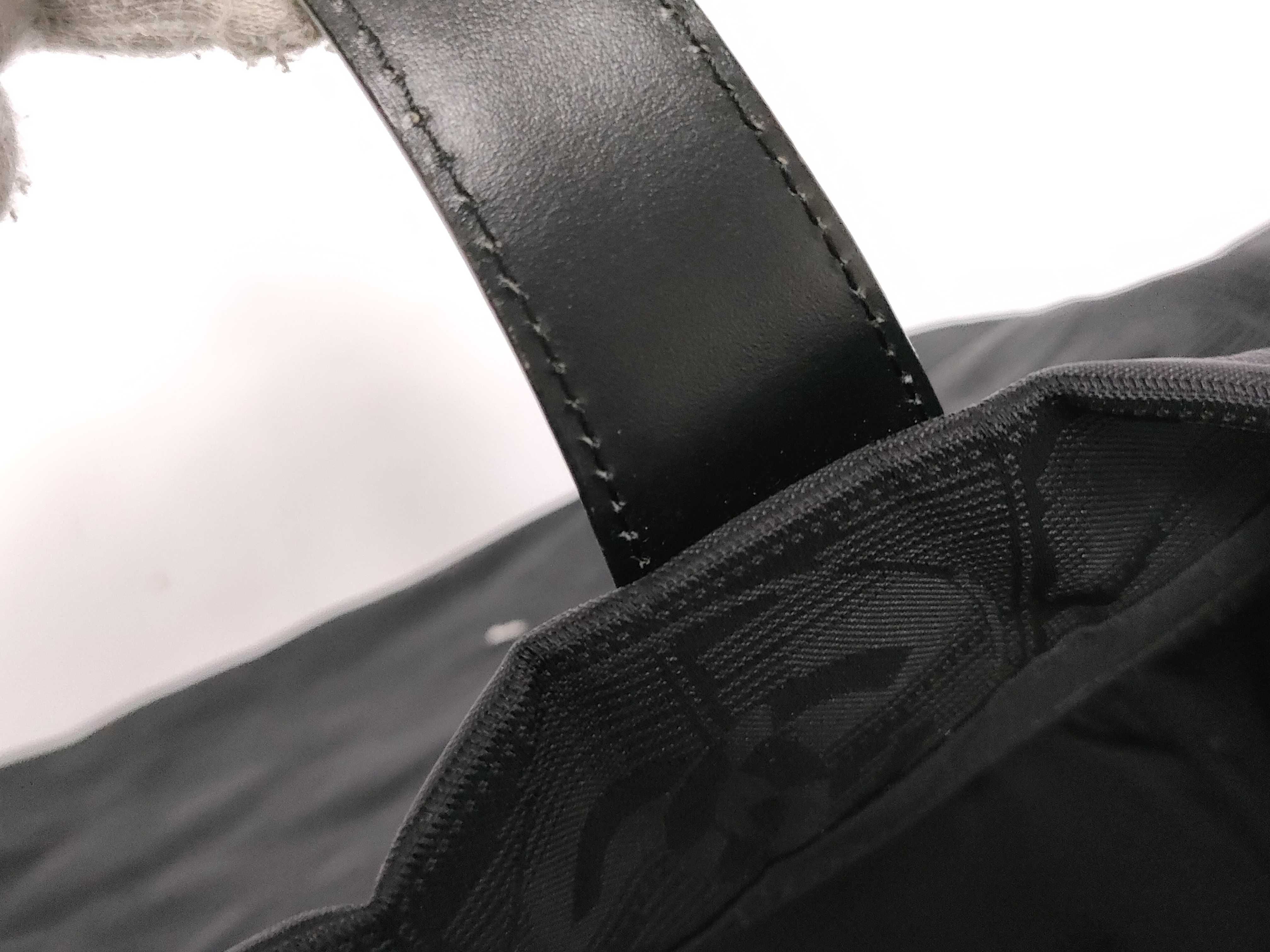 New Travel Line Black Tote Bag (No. 10s) — view 9