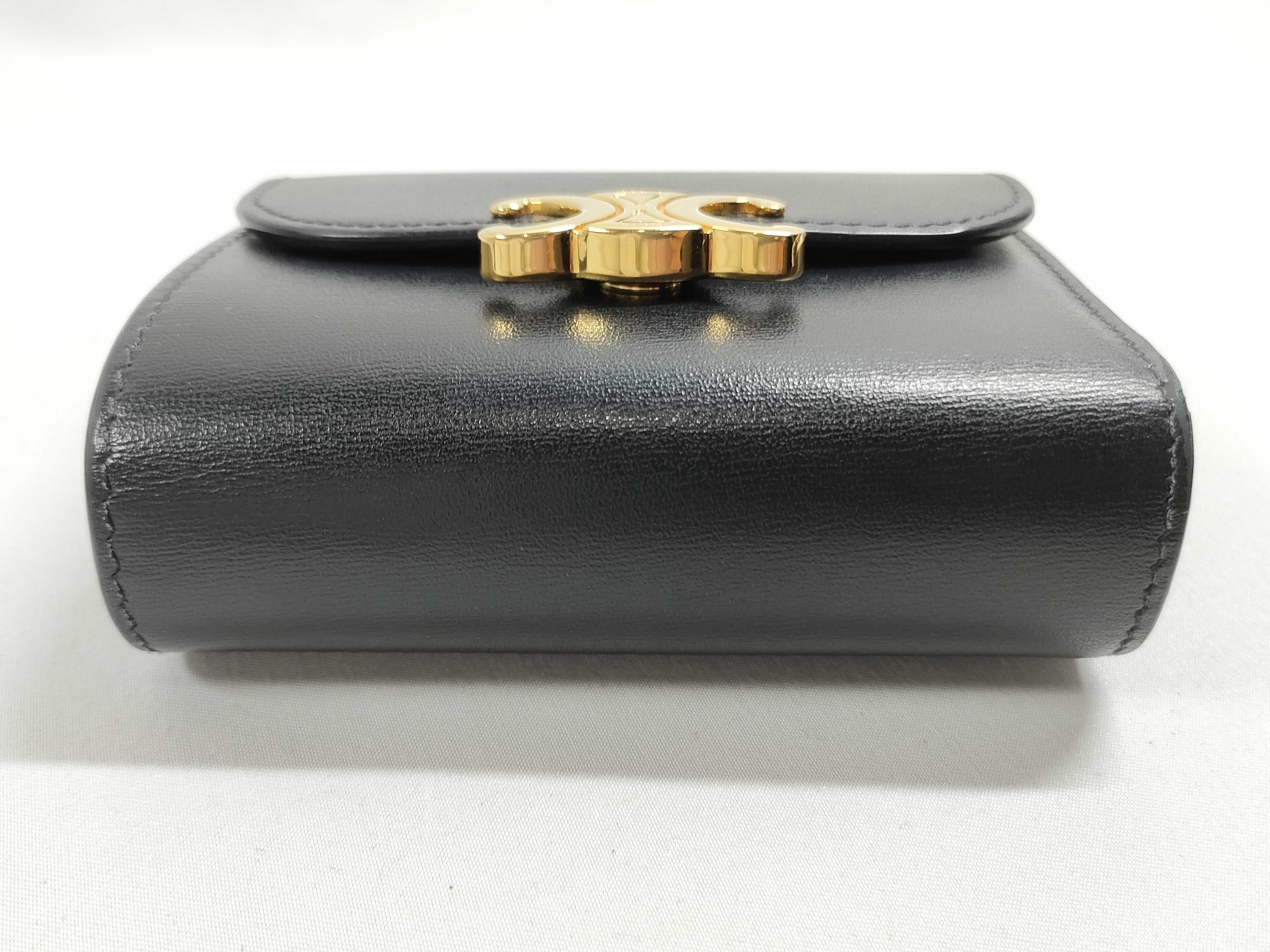 Triomphe Calf Compact Wallet — view 4
