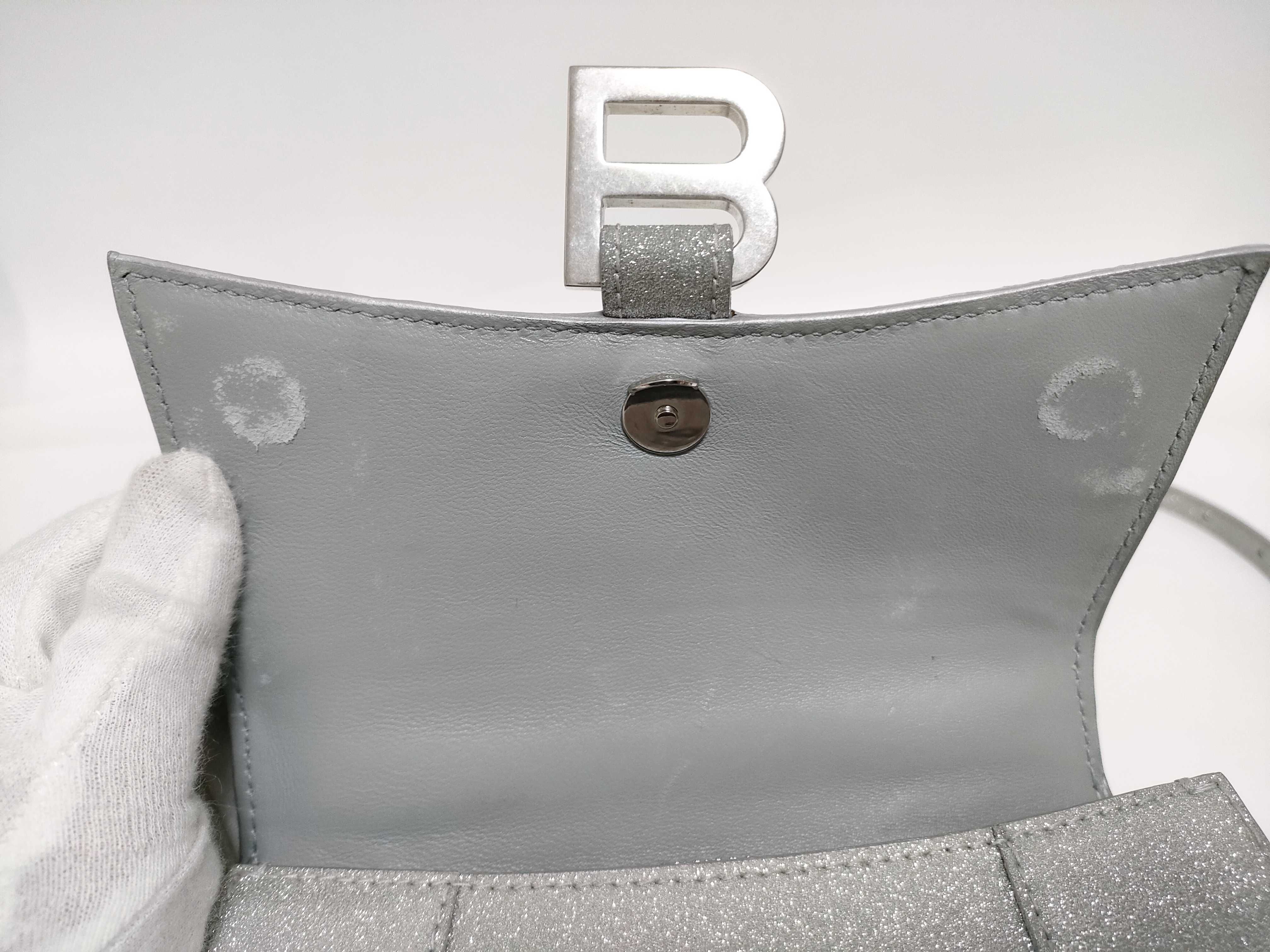Hourglass XS Leather Glitter Finish 2-Way Handbag Silver 592833 Handbag — view 9