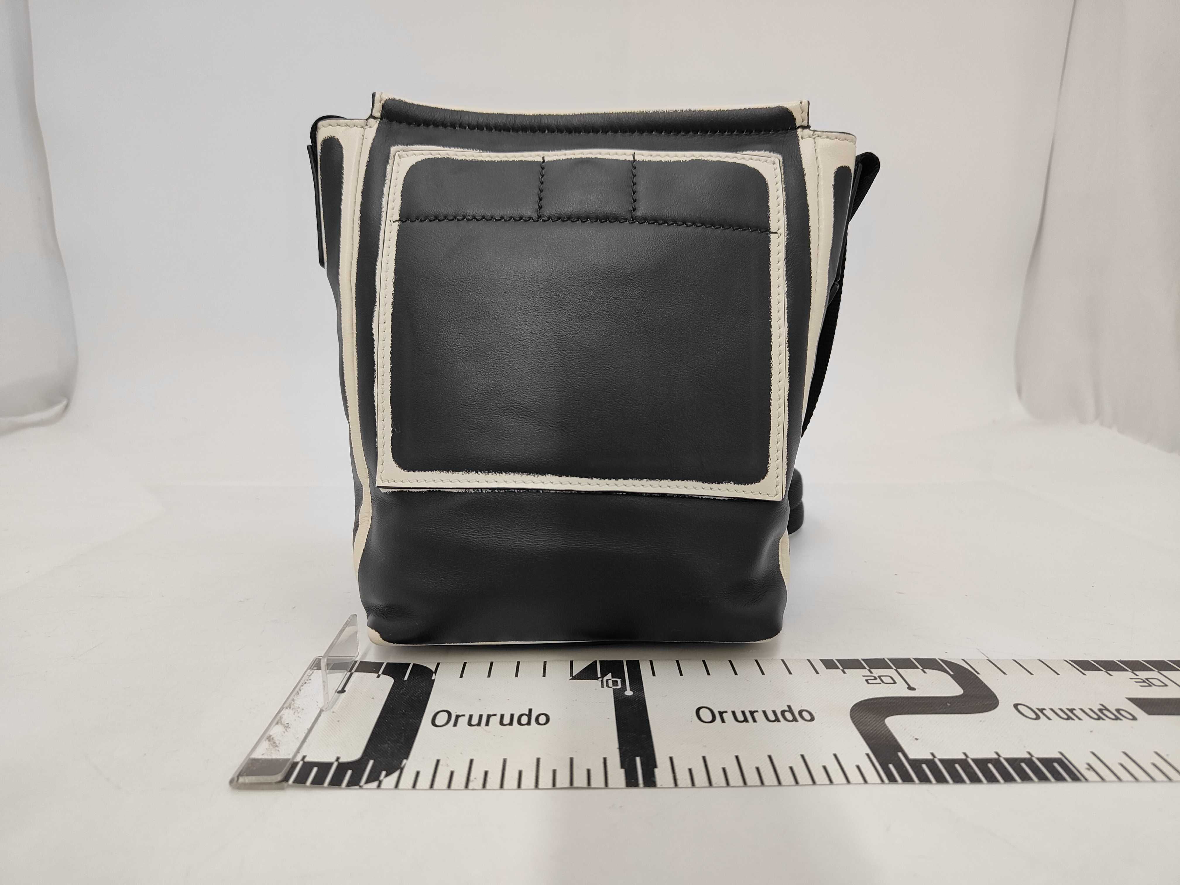 2VG024 GRACELUXPRINT Shoulder Bag — view 2