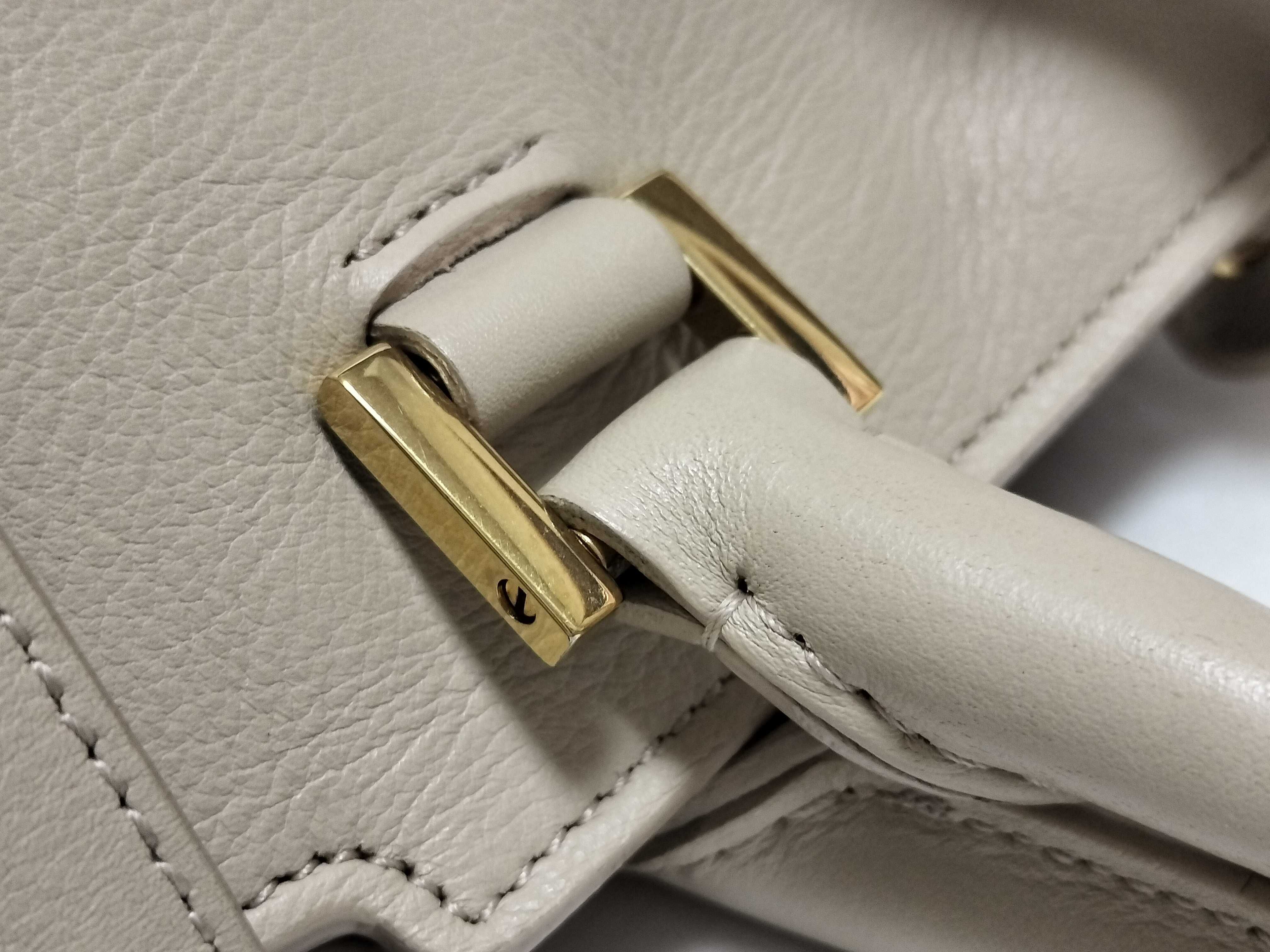 Leather Cabas Chic 2-Way Handbag — view 5