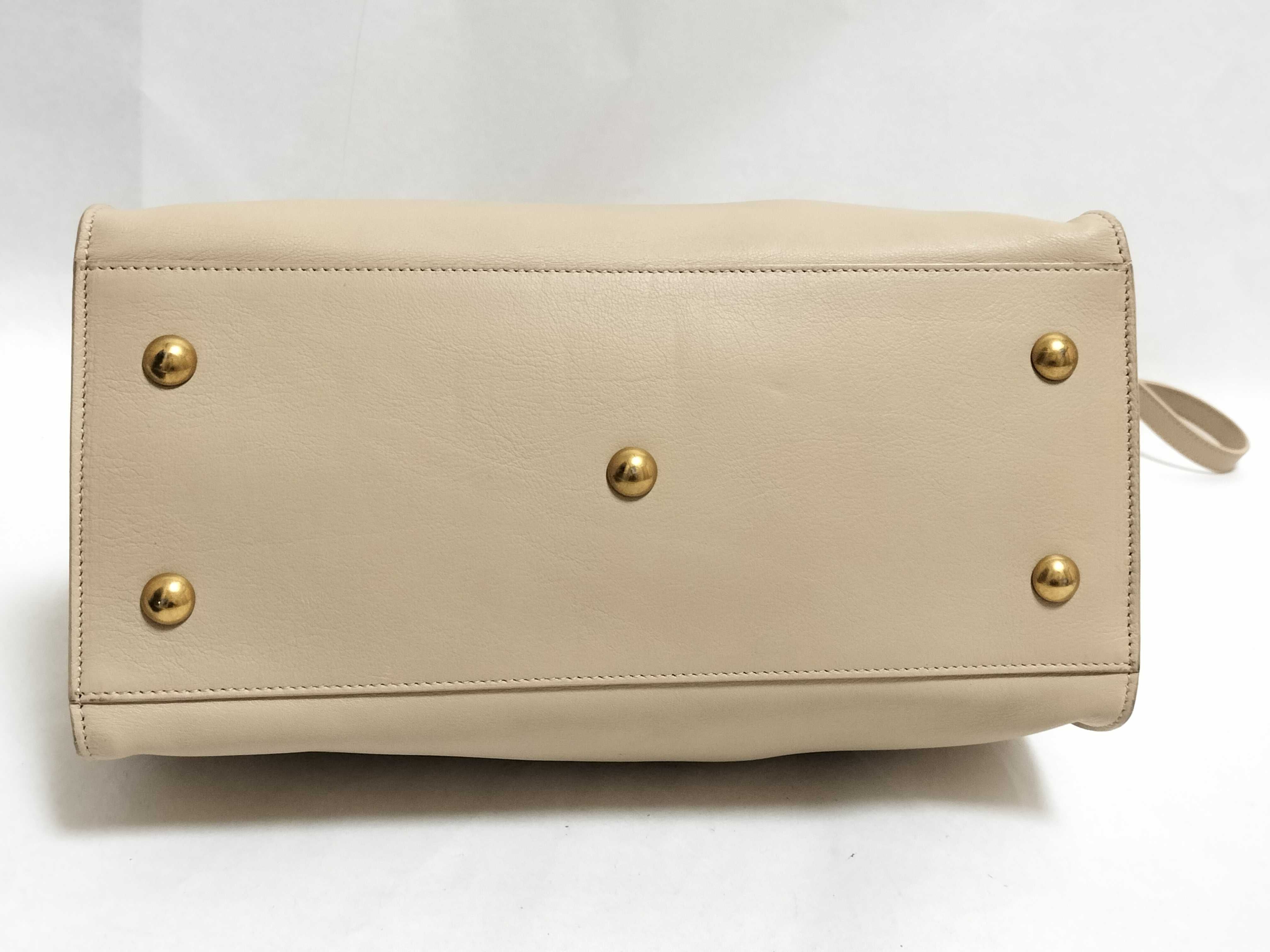 Leather Cabas Chic 2-Way Handbag — view 9