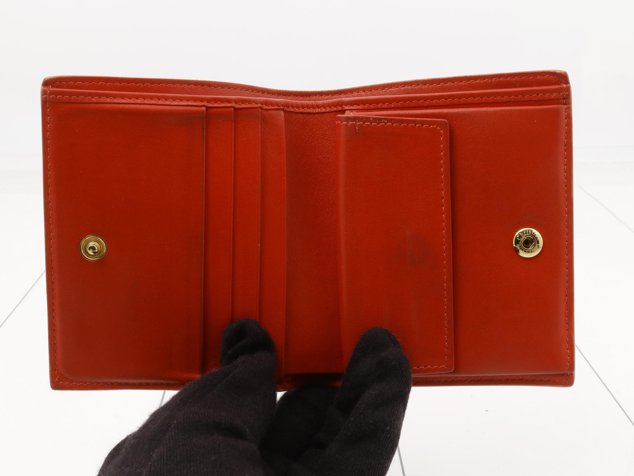 Other lines: Bags and Wallets — view 4