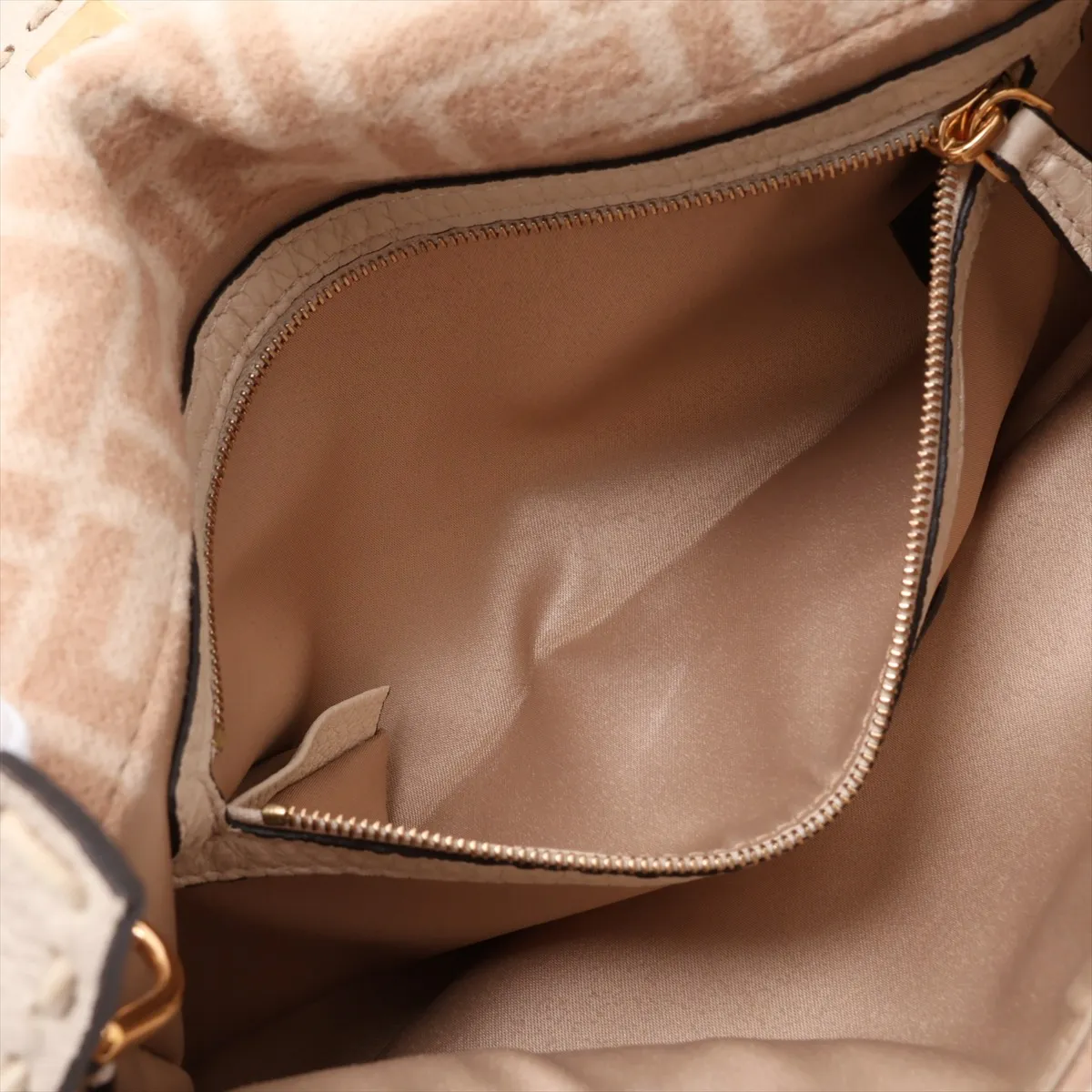 Zucca Mamma Bucket 8BR792 Wool x Leather Shoulder Bag Beige — view 8