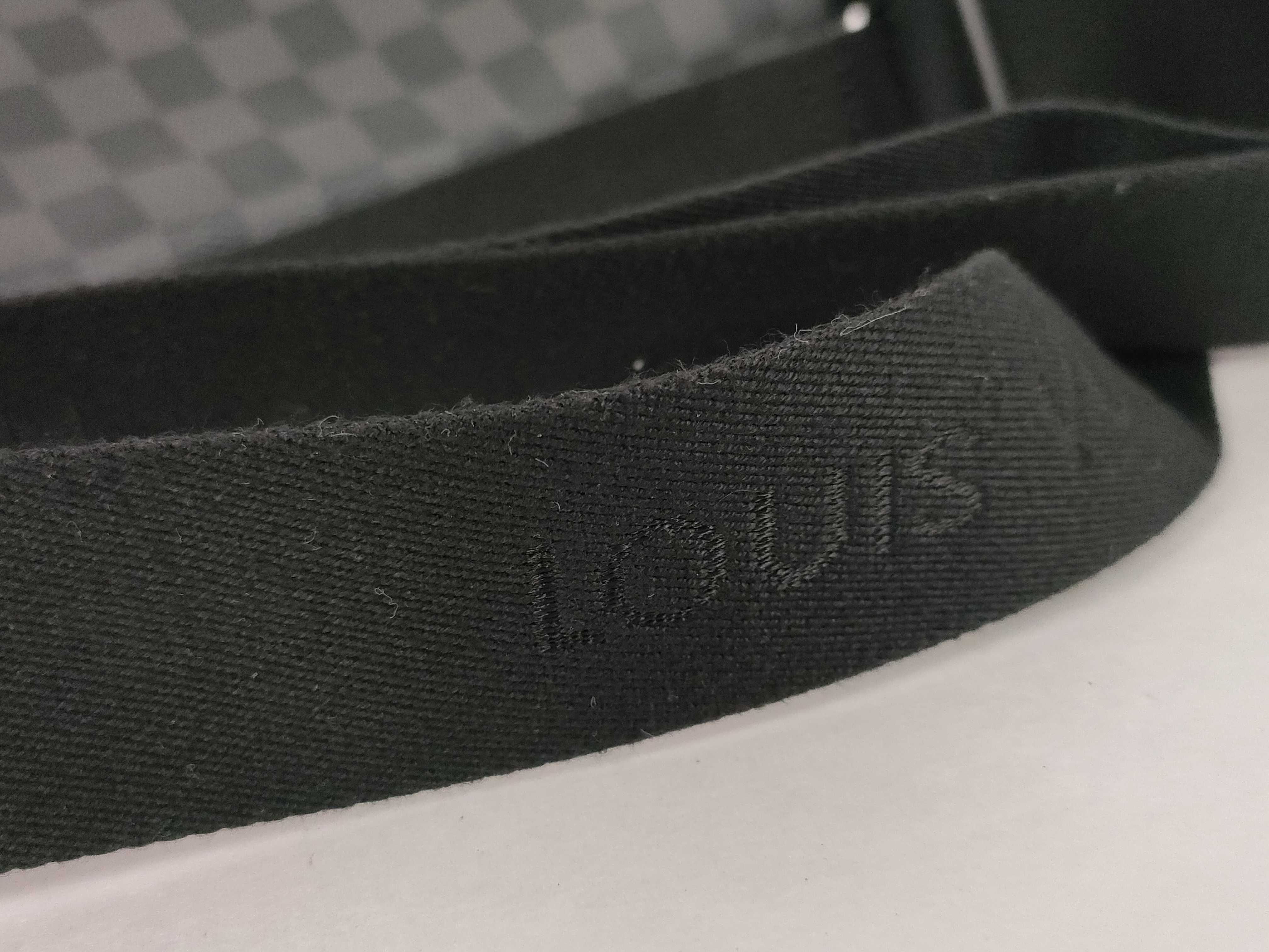 Damier Graphite Daniel Shoulder Bag — view 4