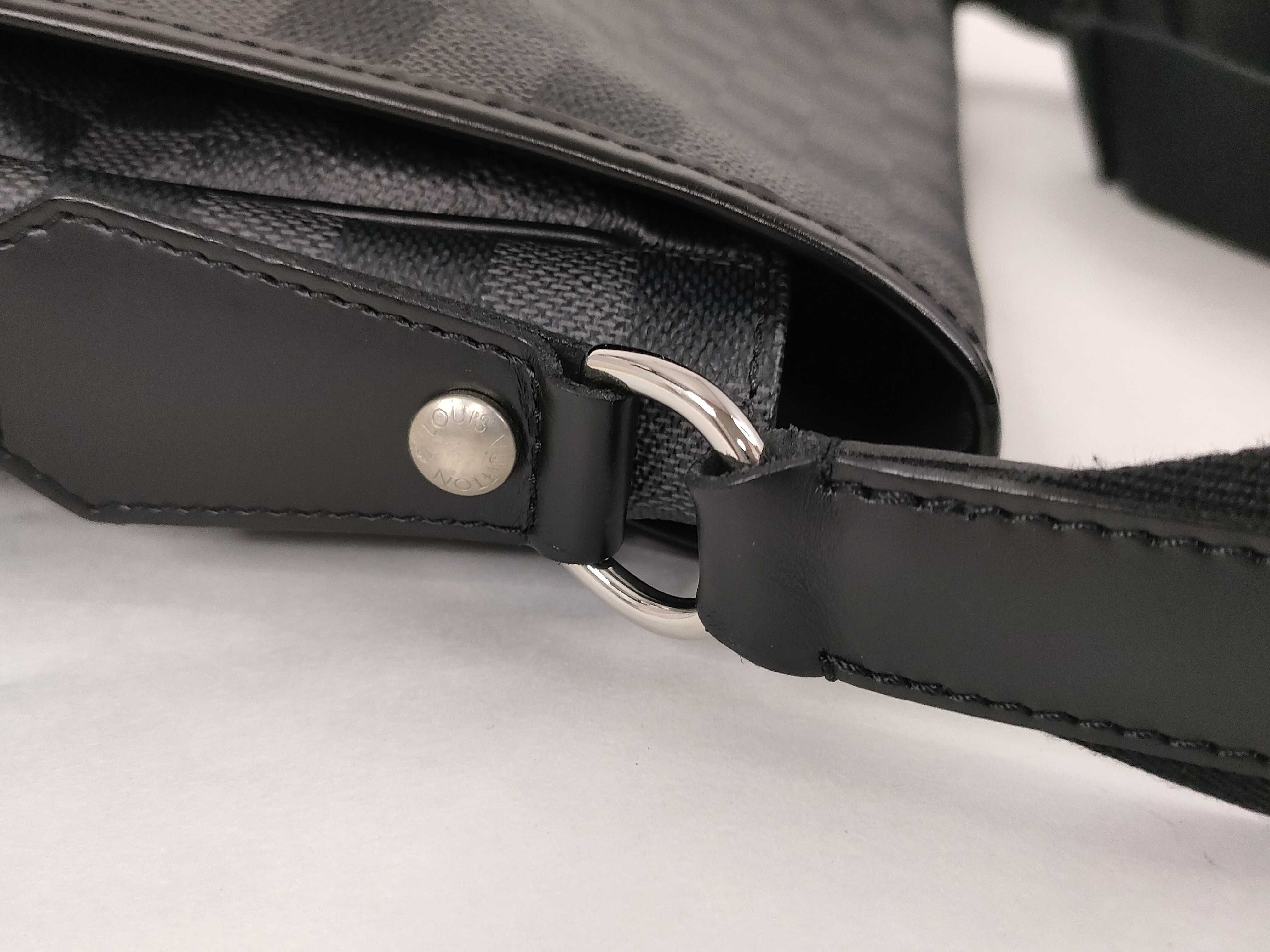 Damier Graphite Daniel Shoulder Bag — view 5