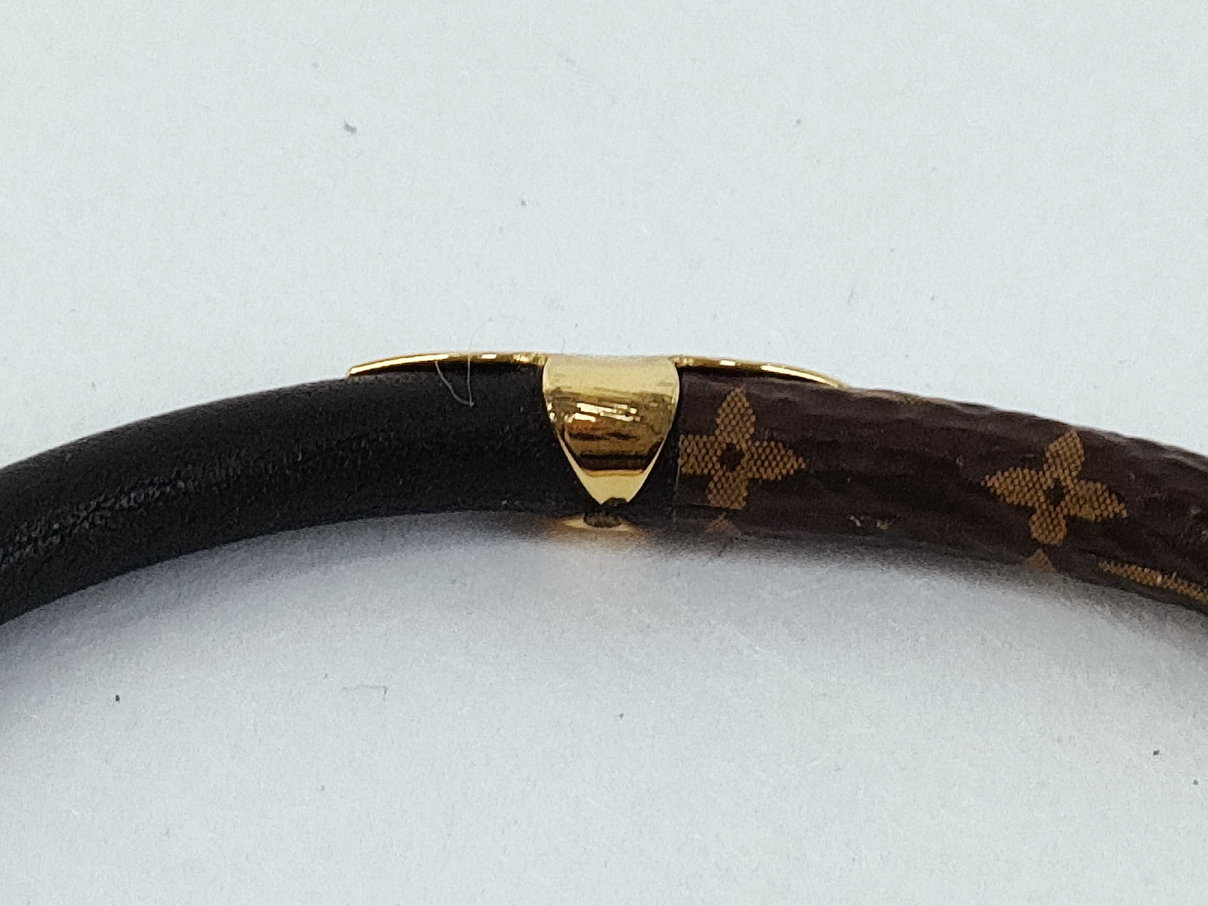 Monogram Louis Vuitton M8276E Daily Confidential BC027 Bracelet Monogram Bracelet/Bangle — view 3
