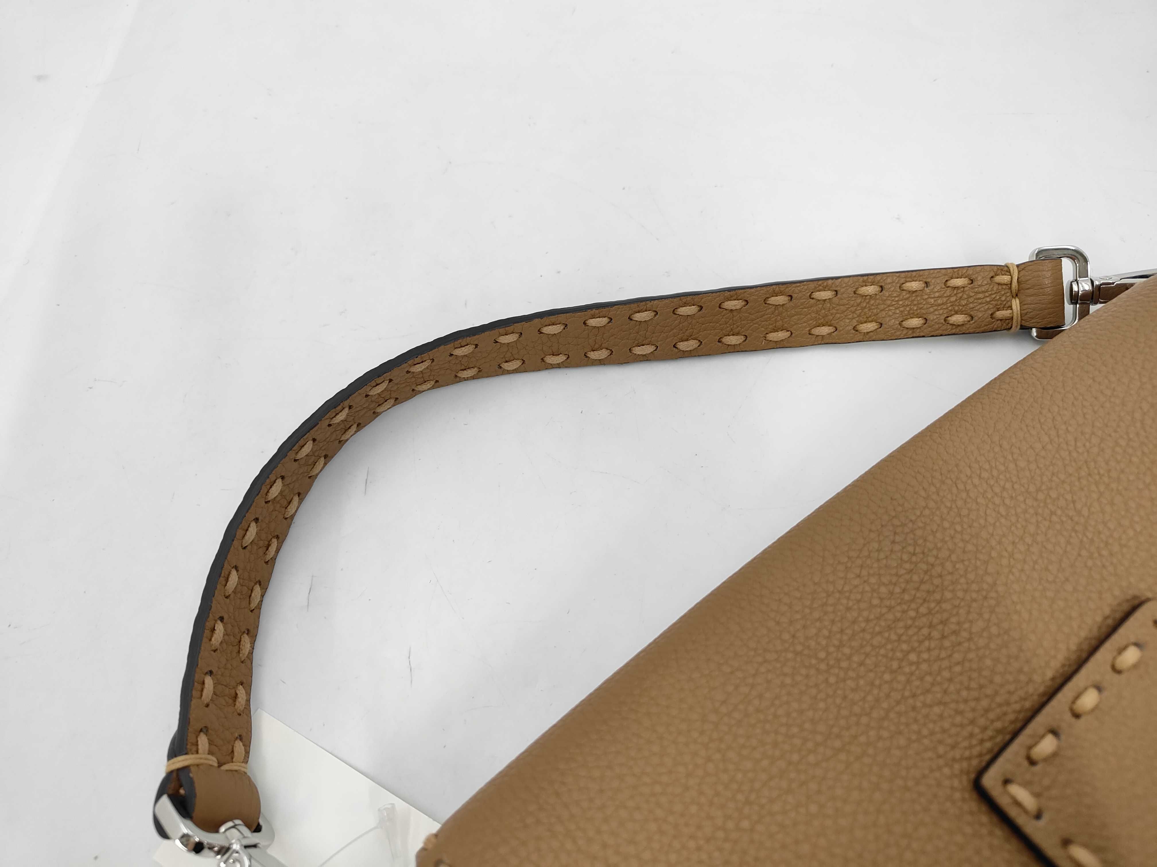 Selleria Mamma Bucket 2-way Leather Handbag — view 5
