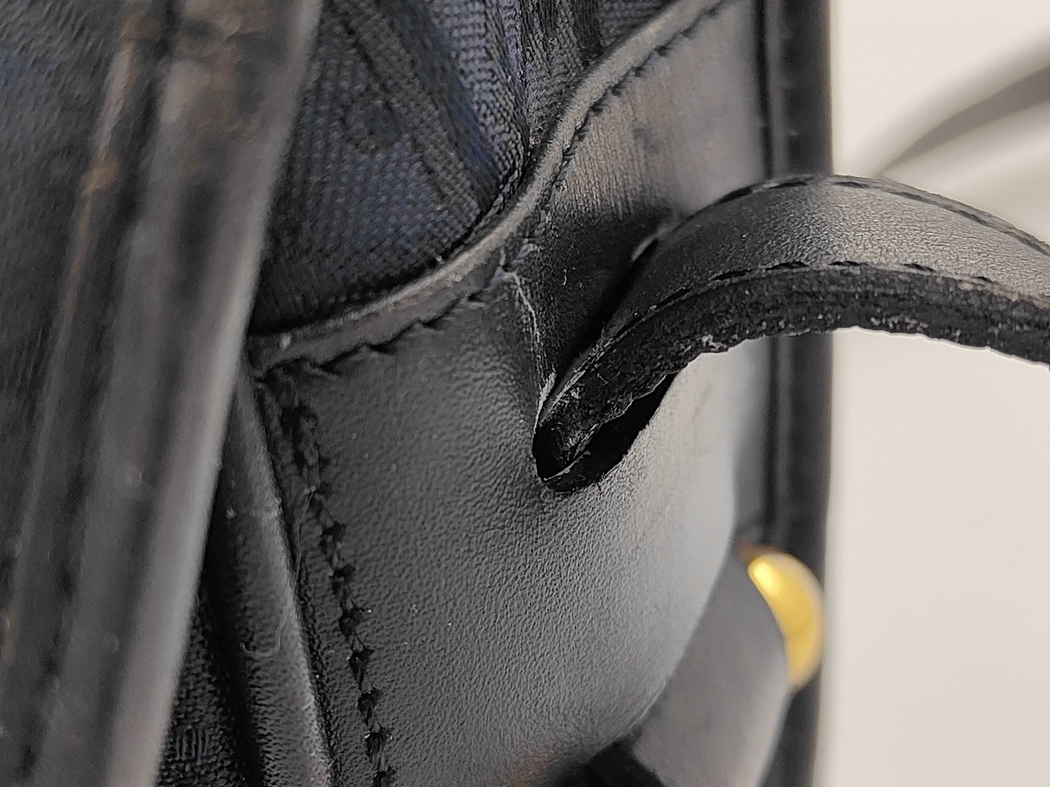 CHRISTIAN Trotter Navy Shoulder Bag — view 7