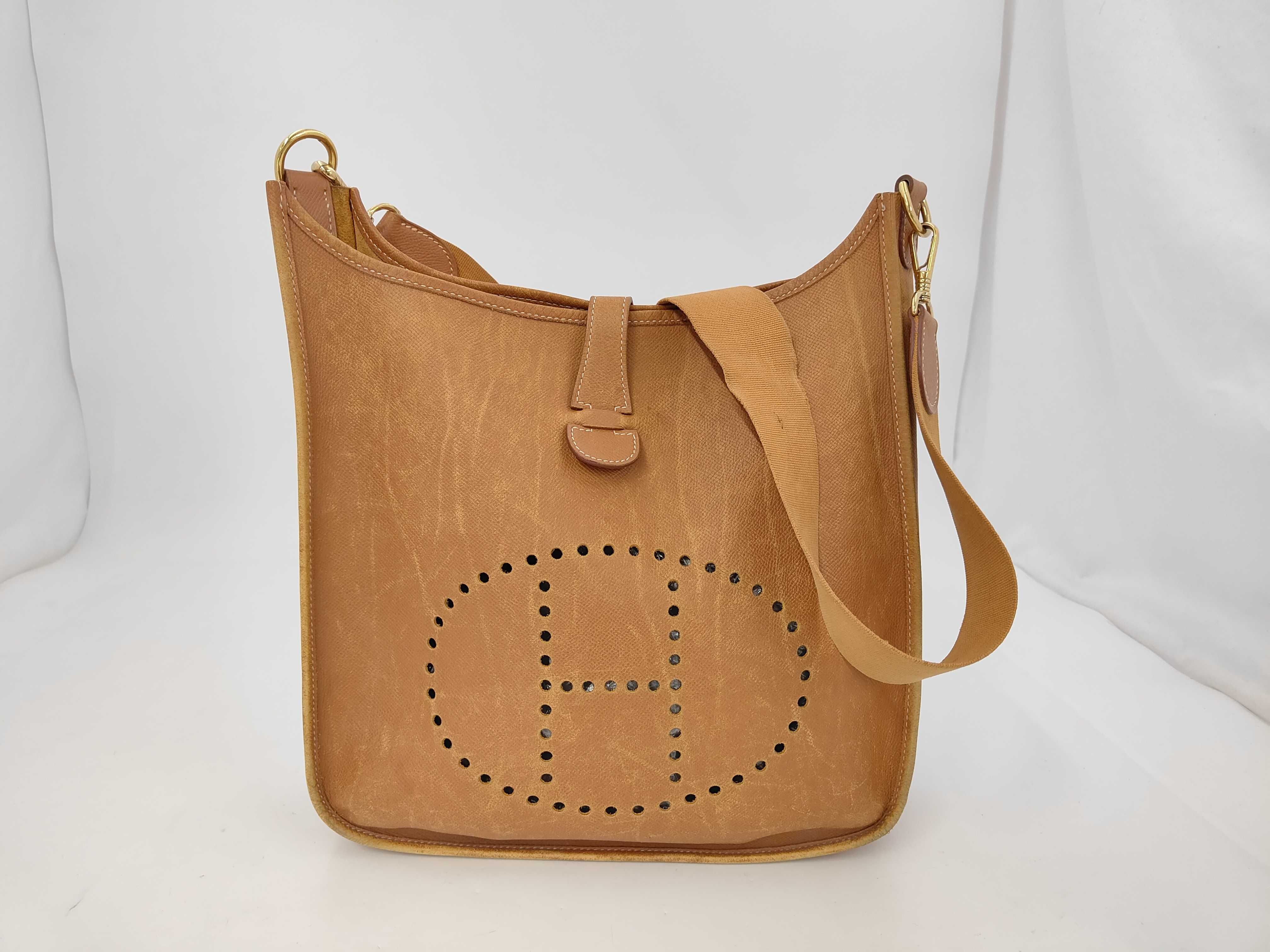Evelyne GM A Shoulder Bag