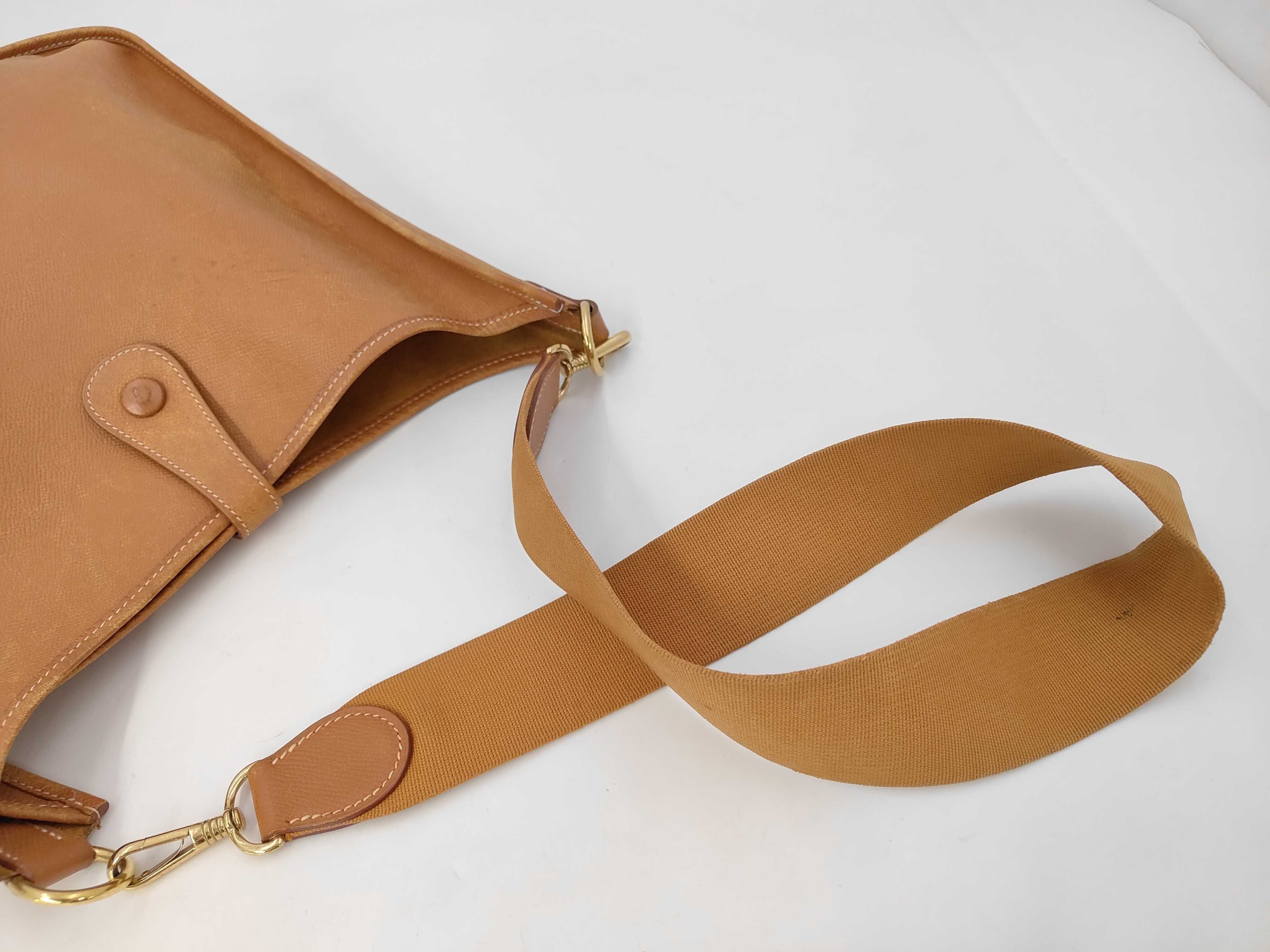 Evelyne GM A Shoulder Bag — view 5