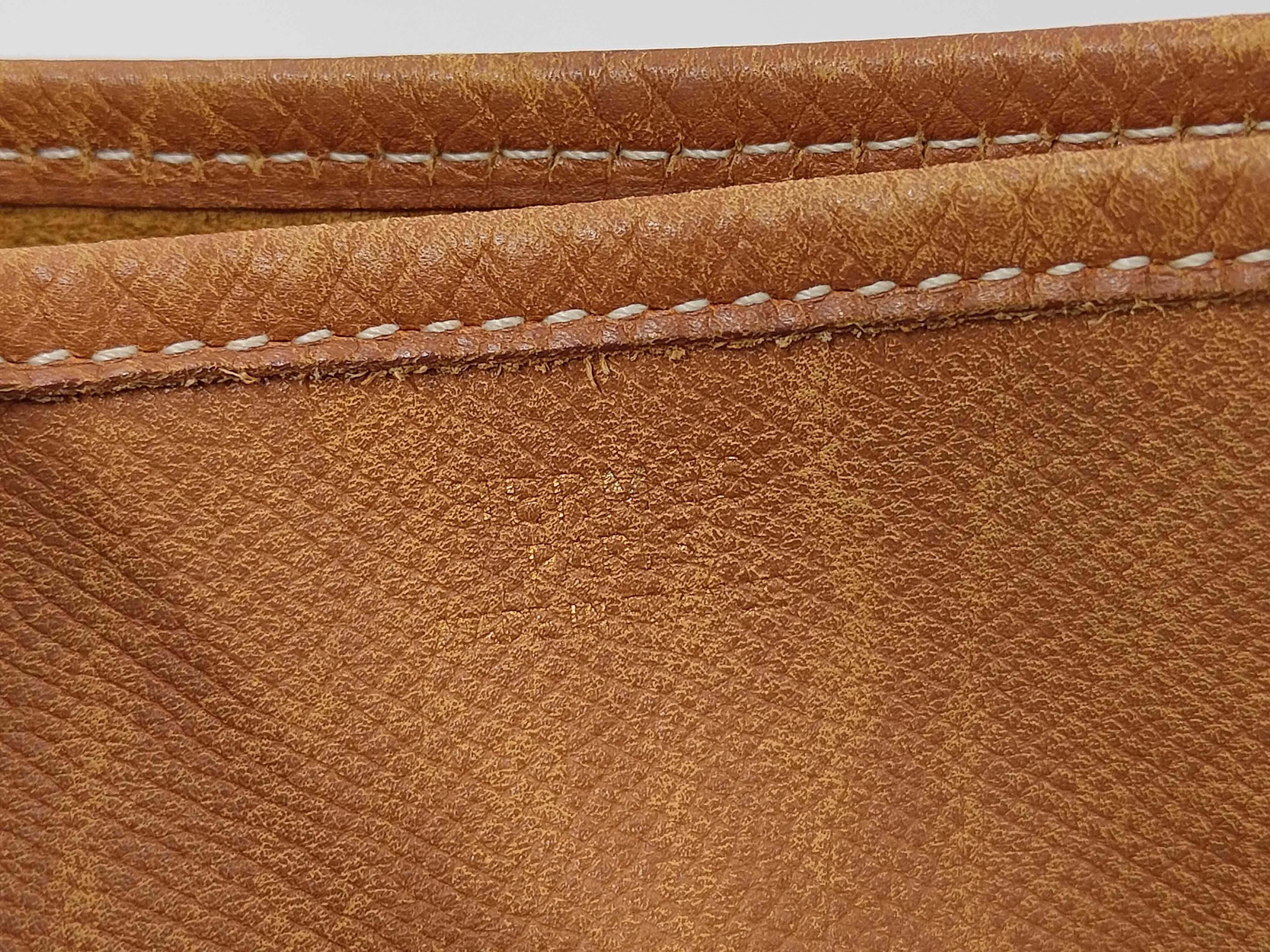 Evelyne GM A Shoulder Bag — view 9