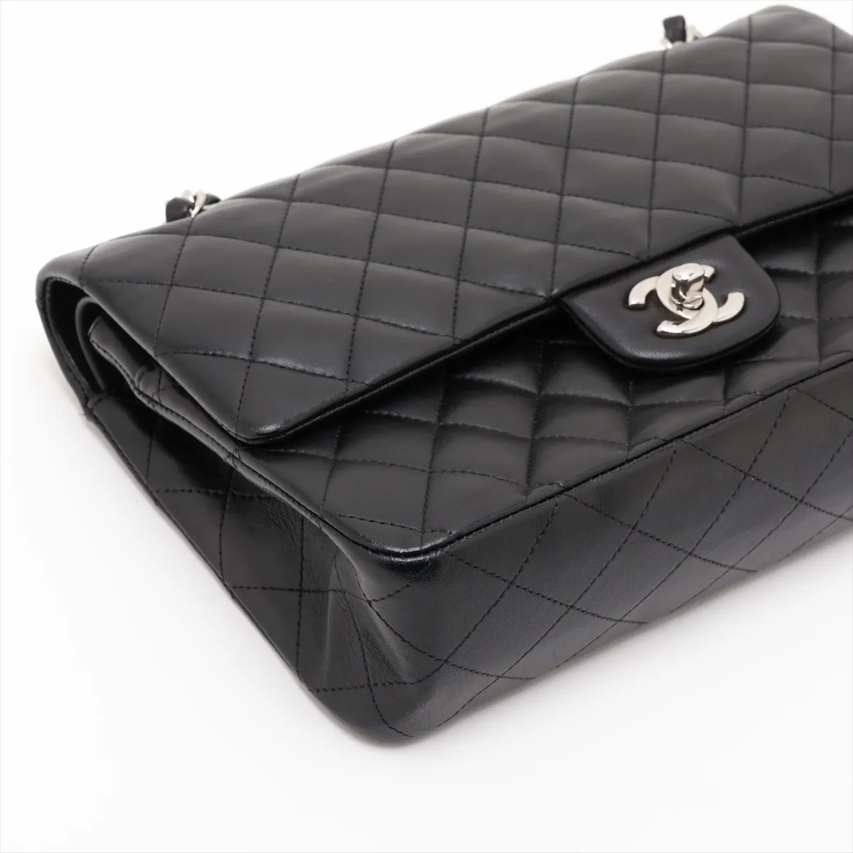 [Individually packaged] Chanel Matelassé 25 Lambskin Double Flap Double Chain Bag, Black with Silver Hardware, 14435921, Serial Number 14, A01112 — view 4