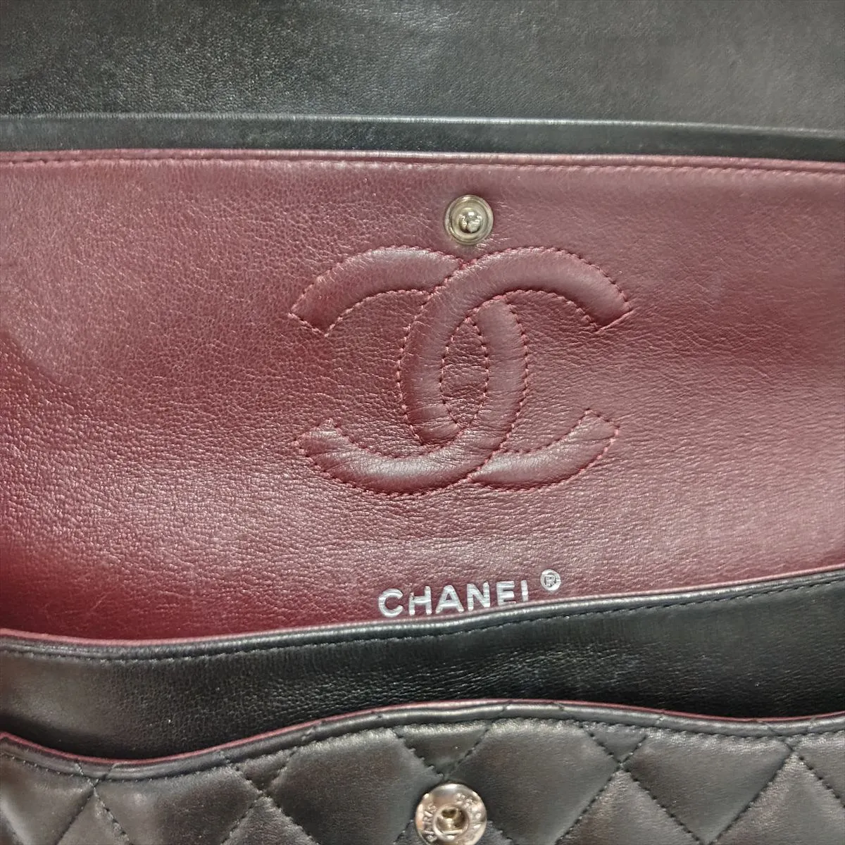 [Individually packaged] Chanel Matelassé 25 Lambskin Double Flap Double Chain Bag, Black with Silver Hardware, 14435921, Serial Number 14, A01112 — view 9