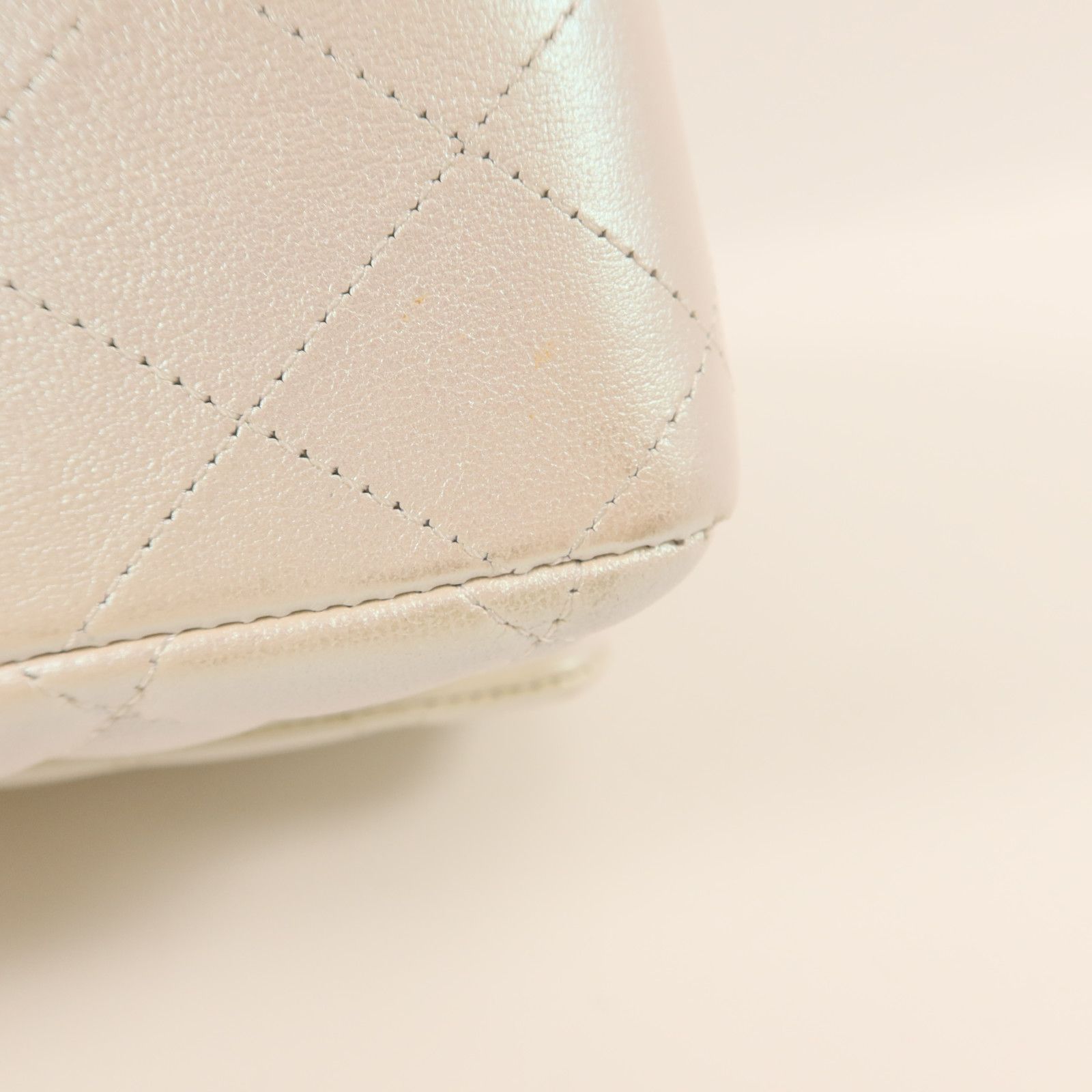 A, White — view 17