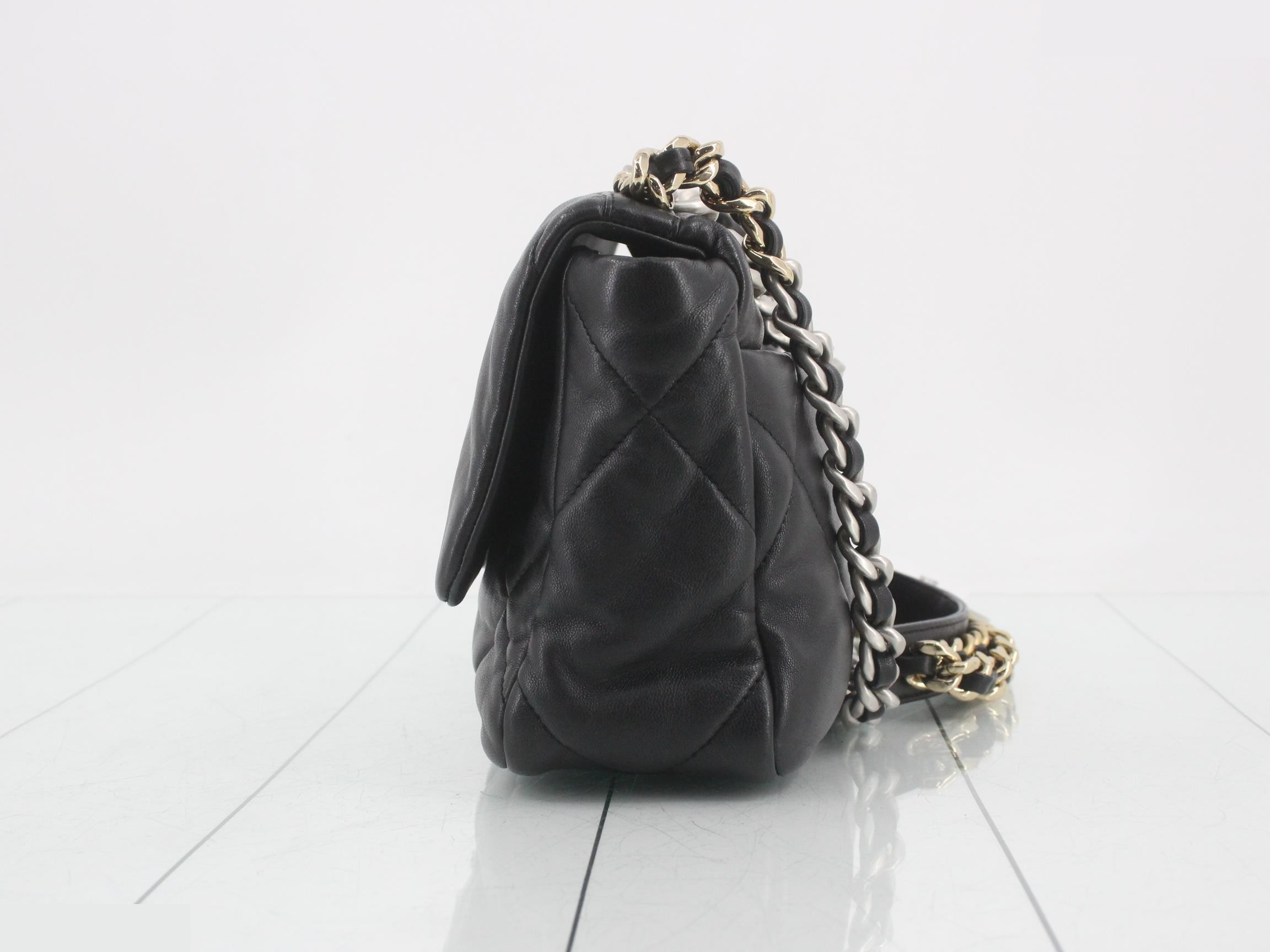 19 Lambskin Matelassé Shoulder Bag — view 3