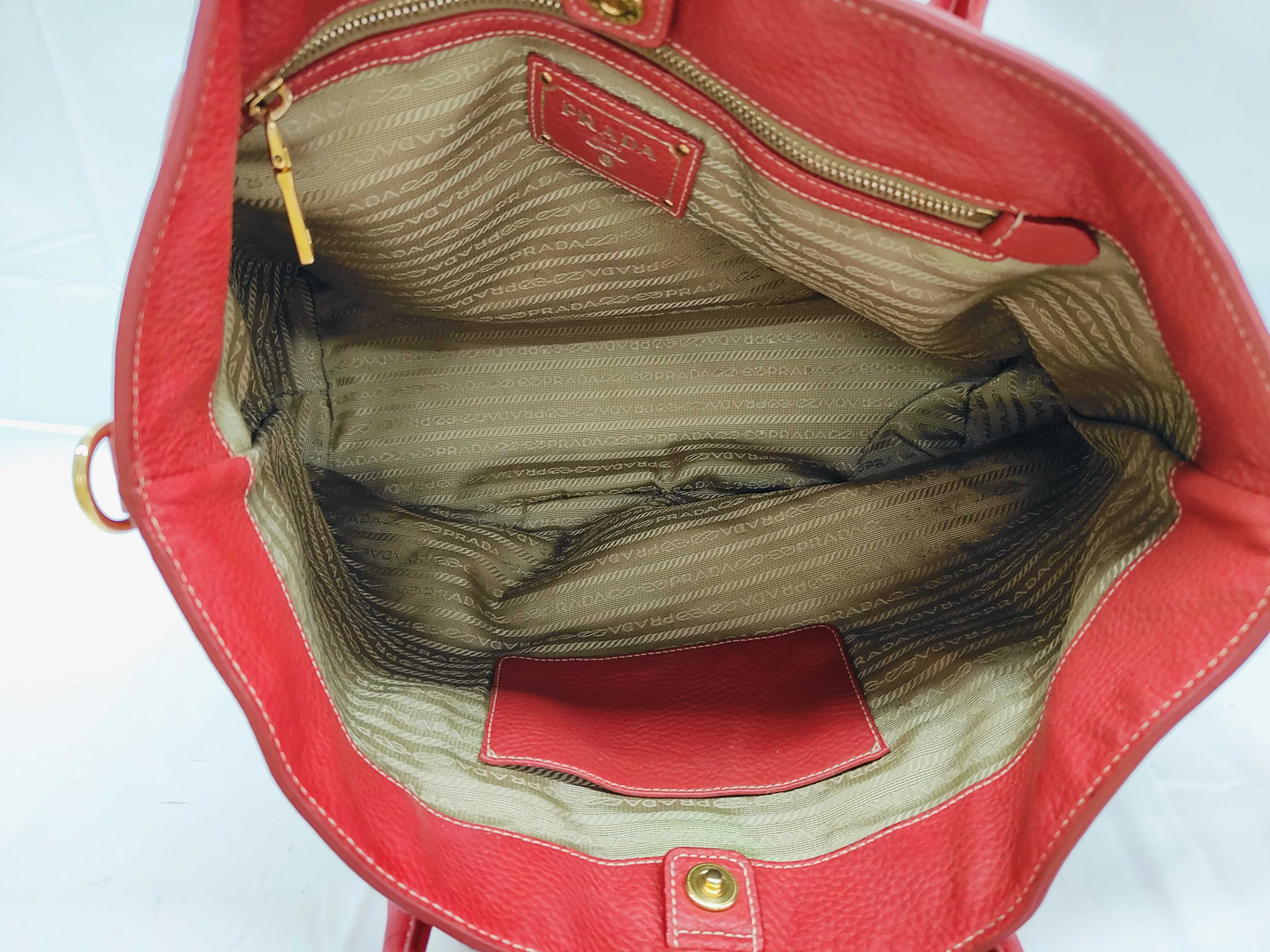 Vitello Daino Leather Tote Bag — view 6
