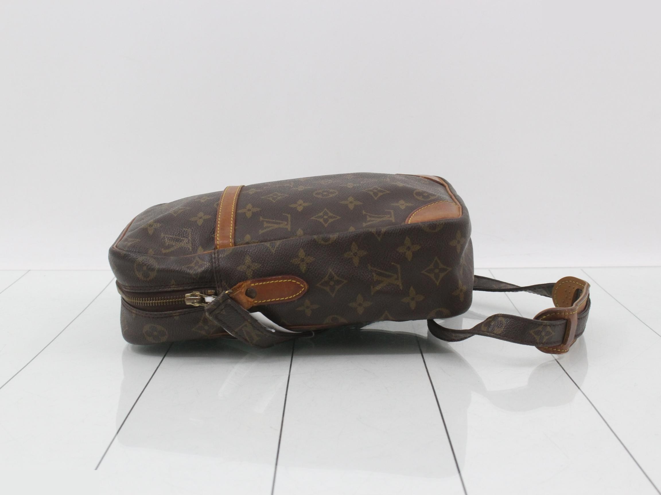 Danube MM Shoulder Bag — view 4