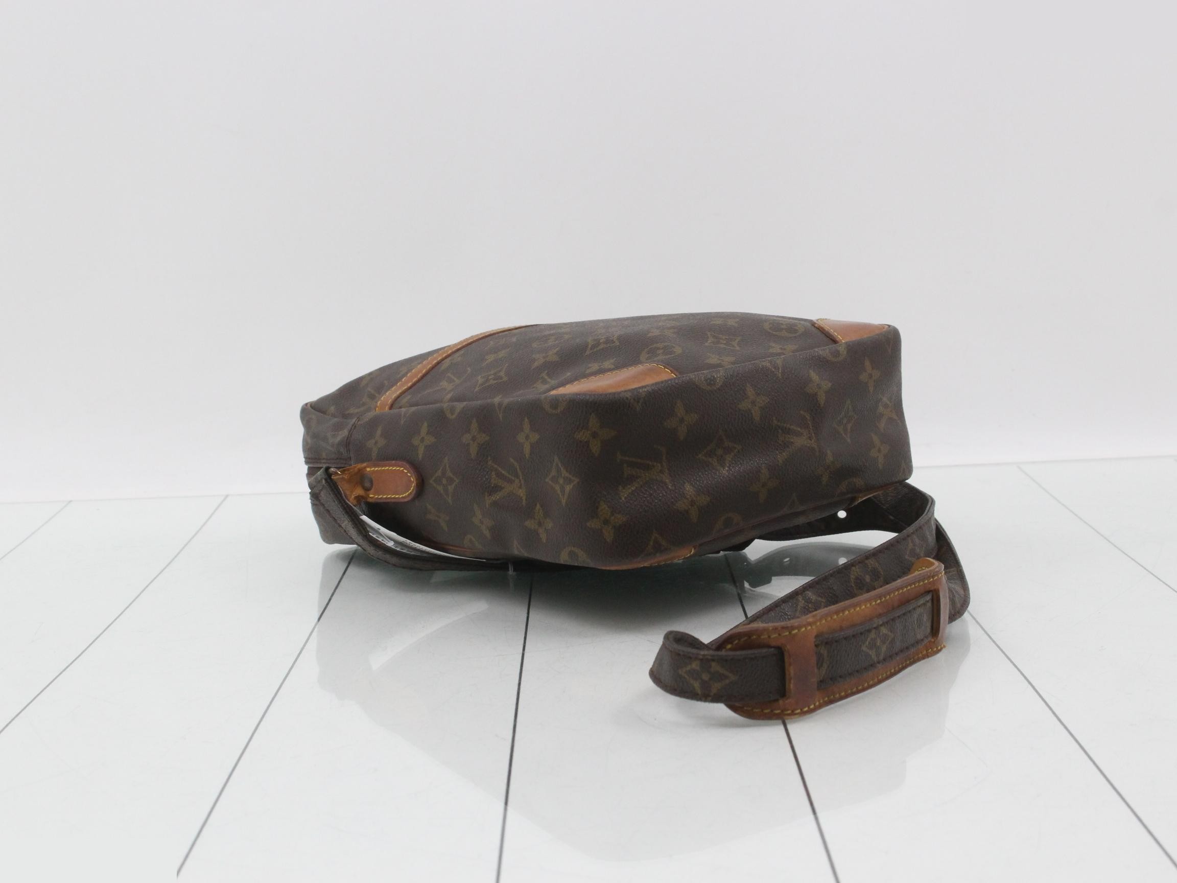 Danube MM Shoulder Bag — view 5