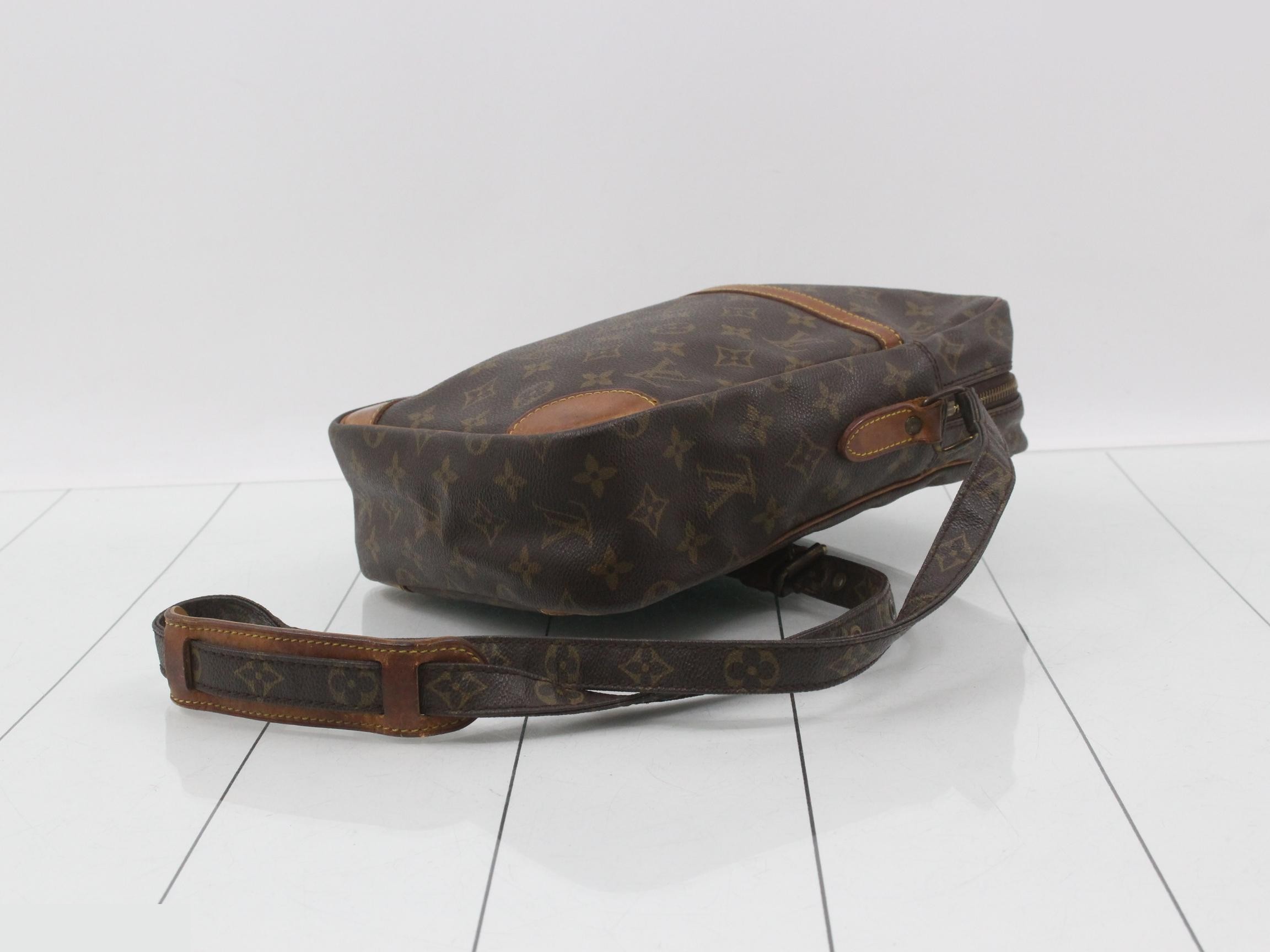 Danube MM Shoulder Bag — view 6