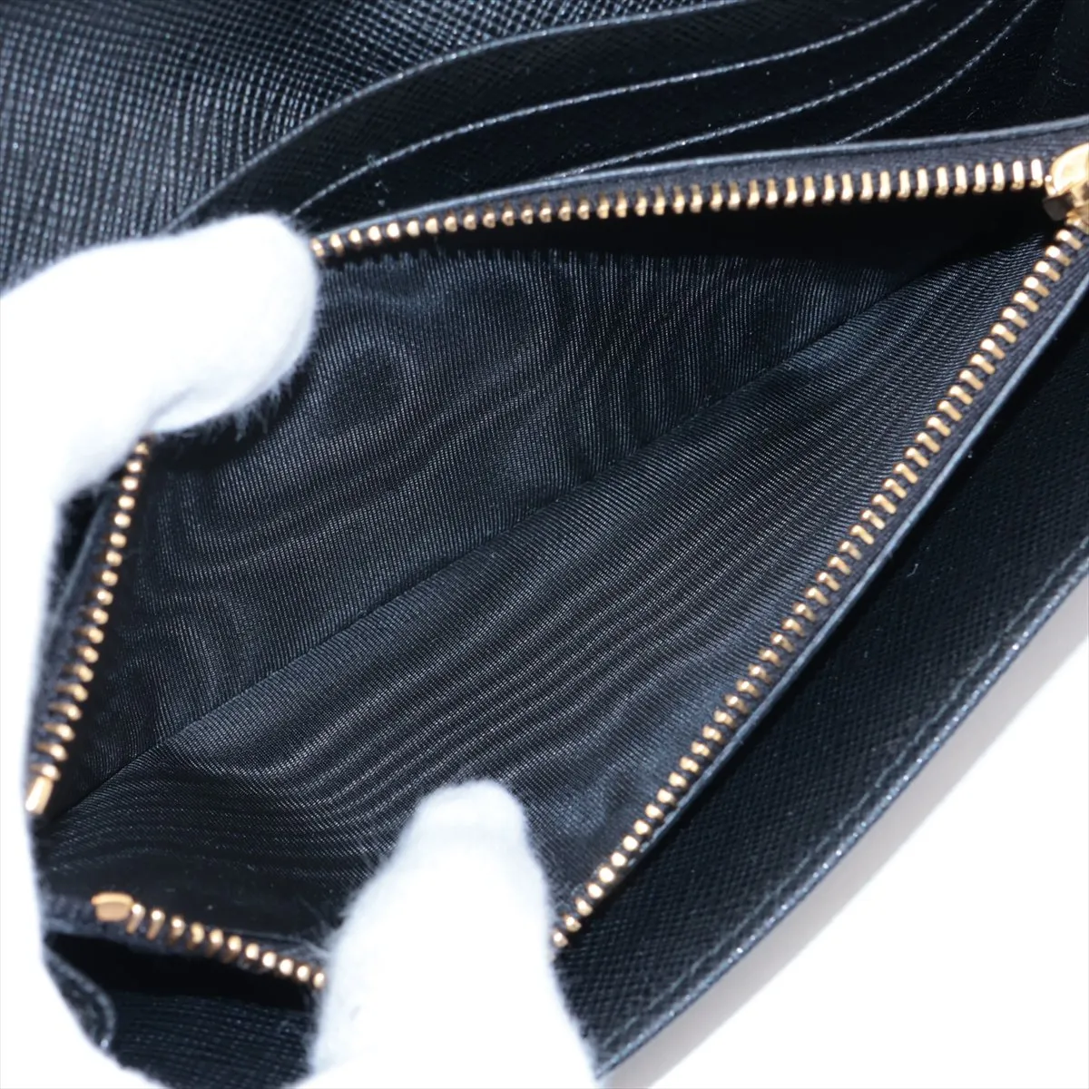 Saffiano Triangle Logo Leather Long Wallet, Black (Zipper end is misaligned) — view 9