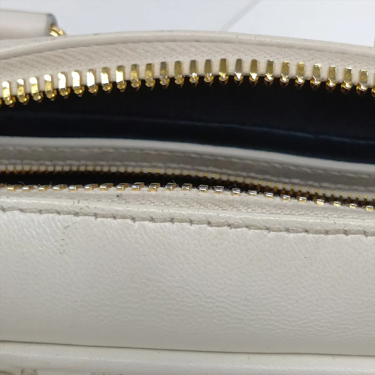 Matelassé Arcadi Leather 2-Way Handbag, White — view 11