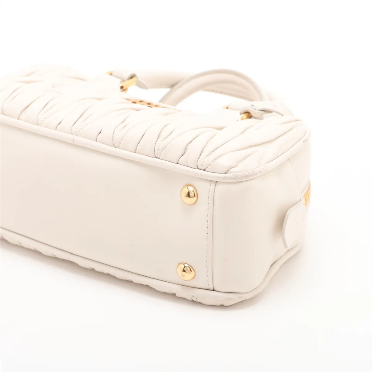 Matelassé Arcadi Leather 2-Way Handbag, White — view 3