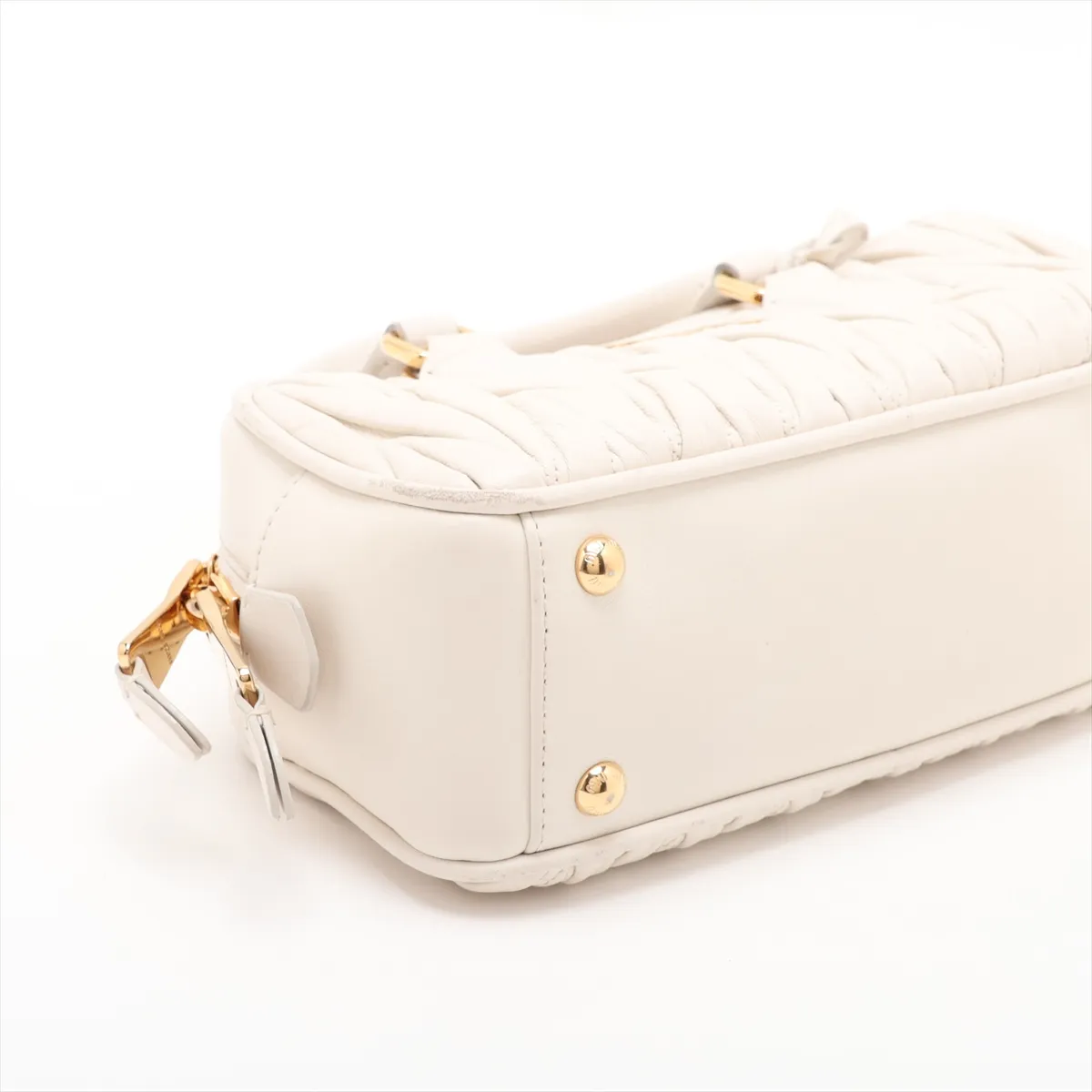 Matelassé Arcadi Leather 2-Way Handbag, White — view 4