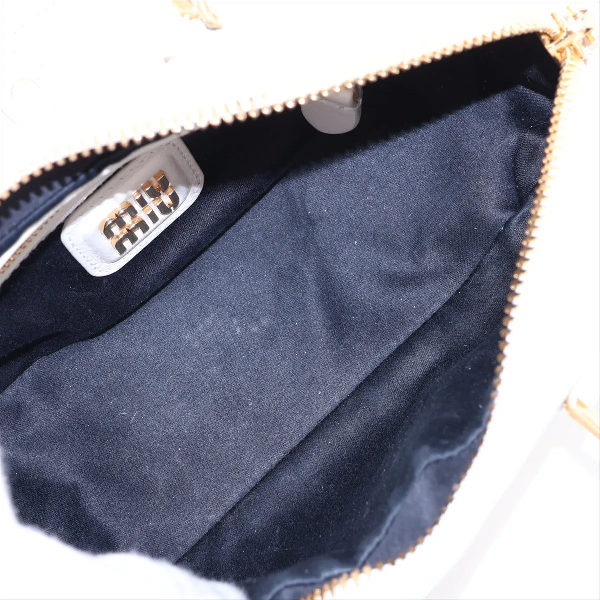 Matelassé Arcadi Leather 2-Way Handbag, White — view 8