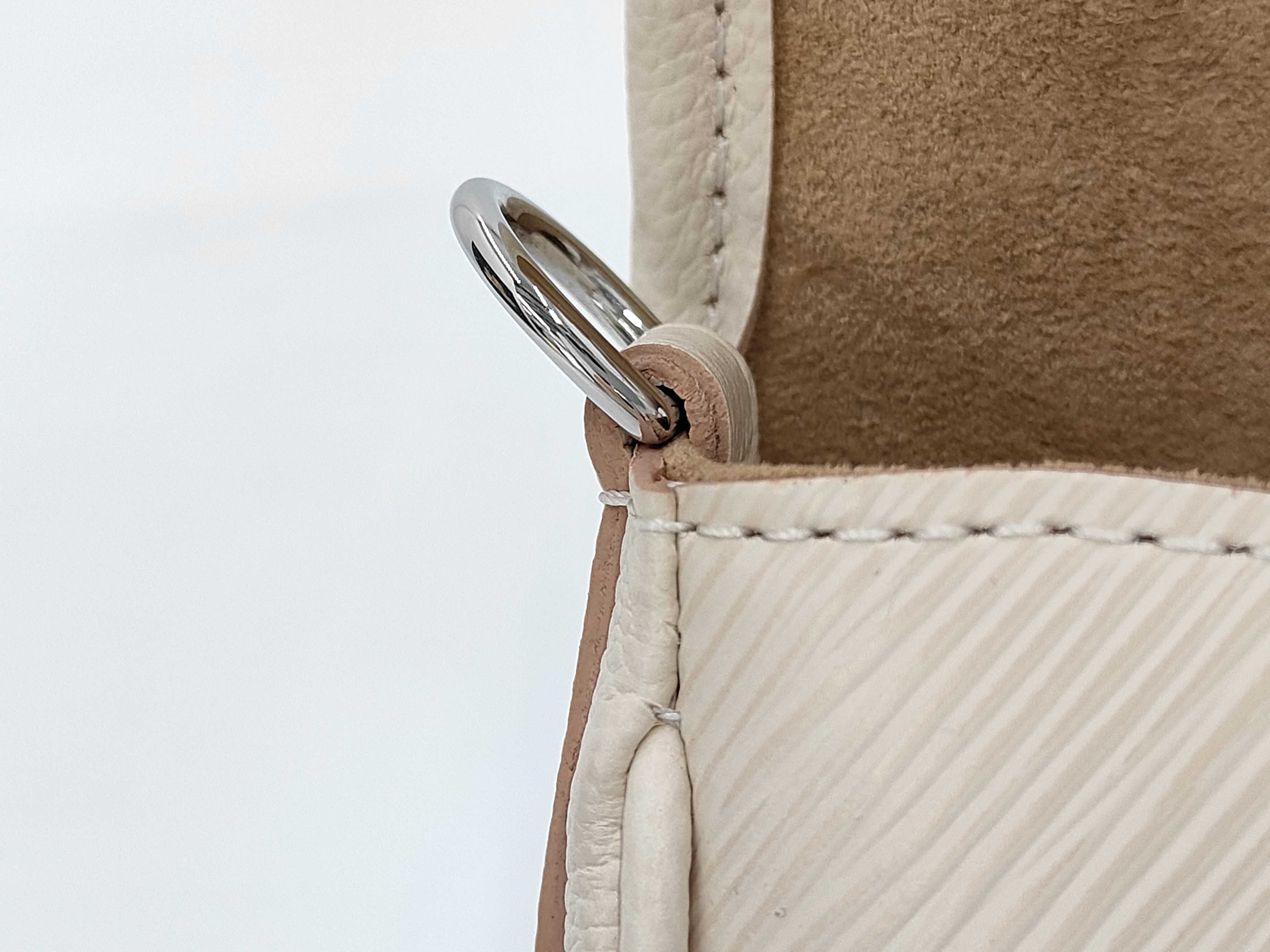 Epi Bussy NM Shoulder Bag — view 8