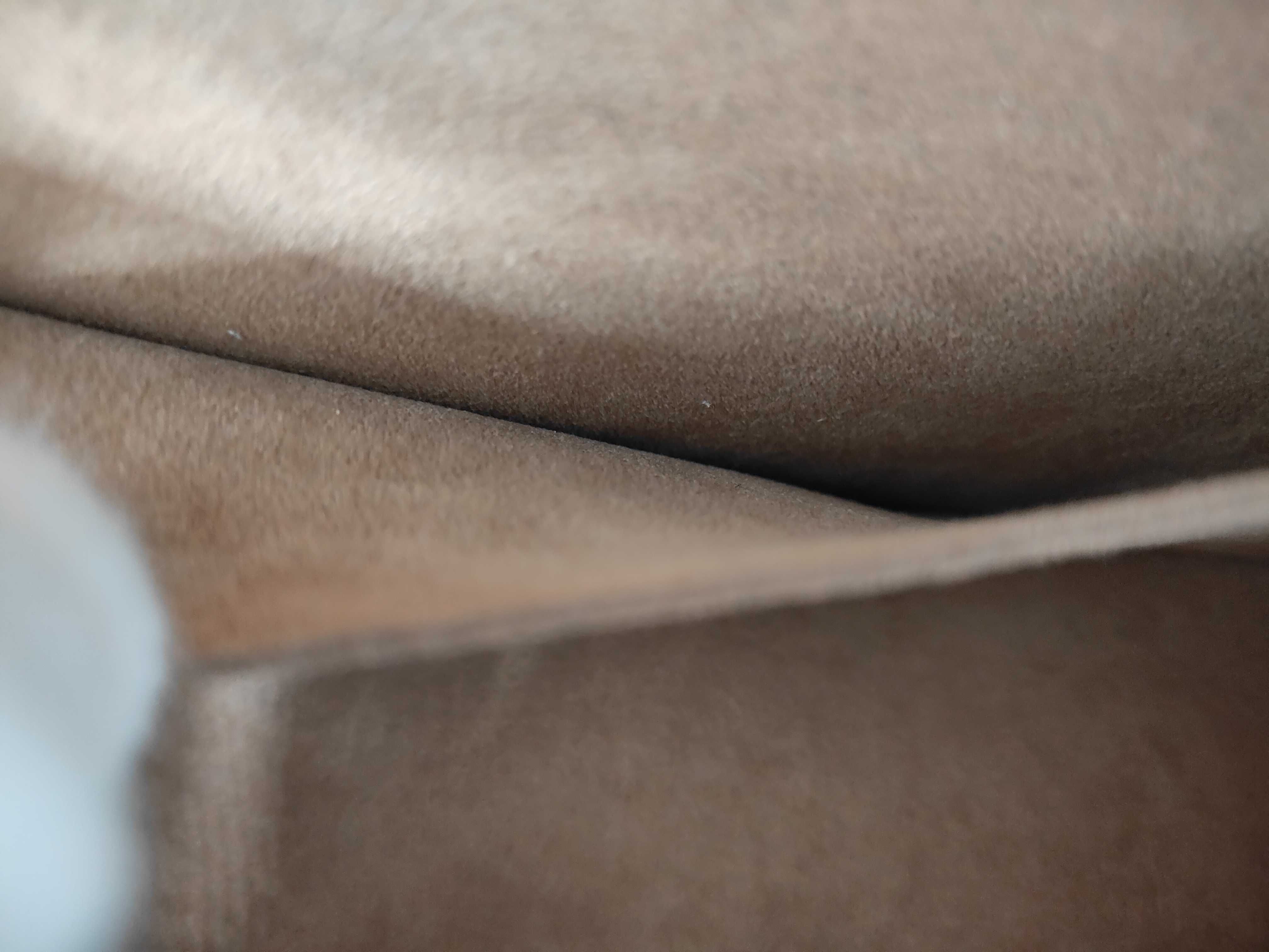 Epi Bussy NM Shoulder Bag — view 10