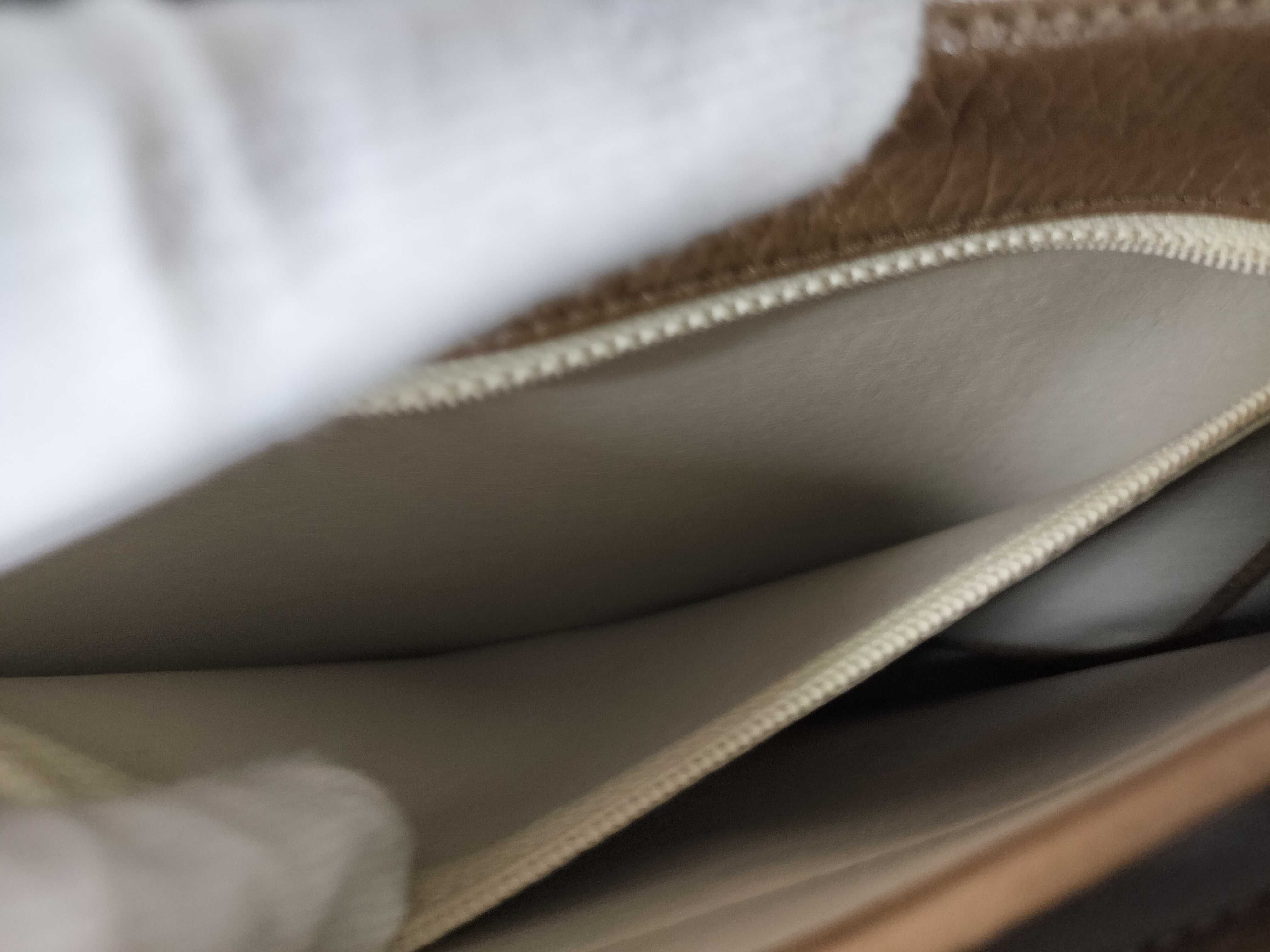 SACS Leather Shoulder Bag — view 13