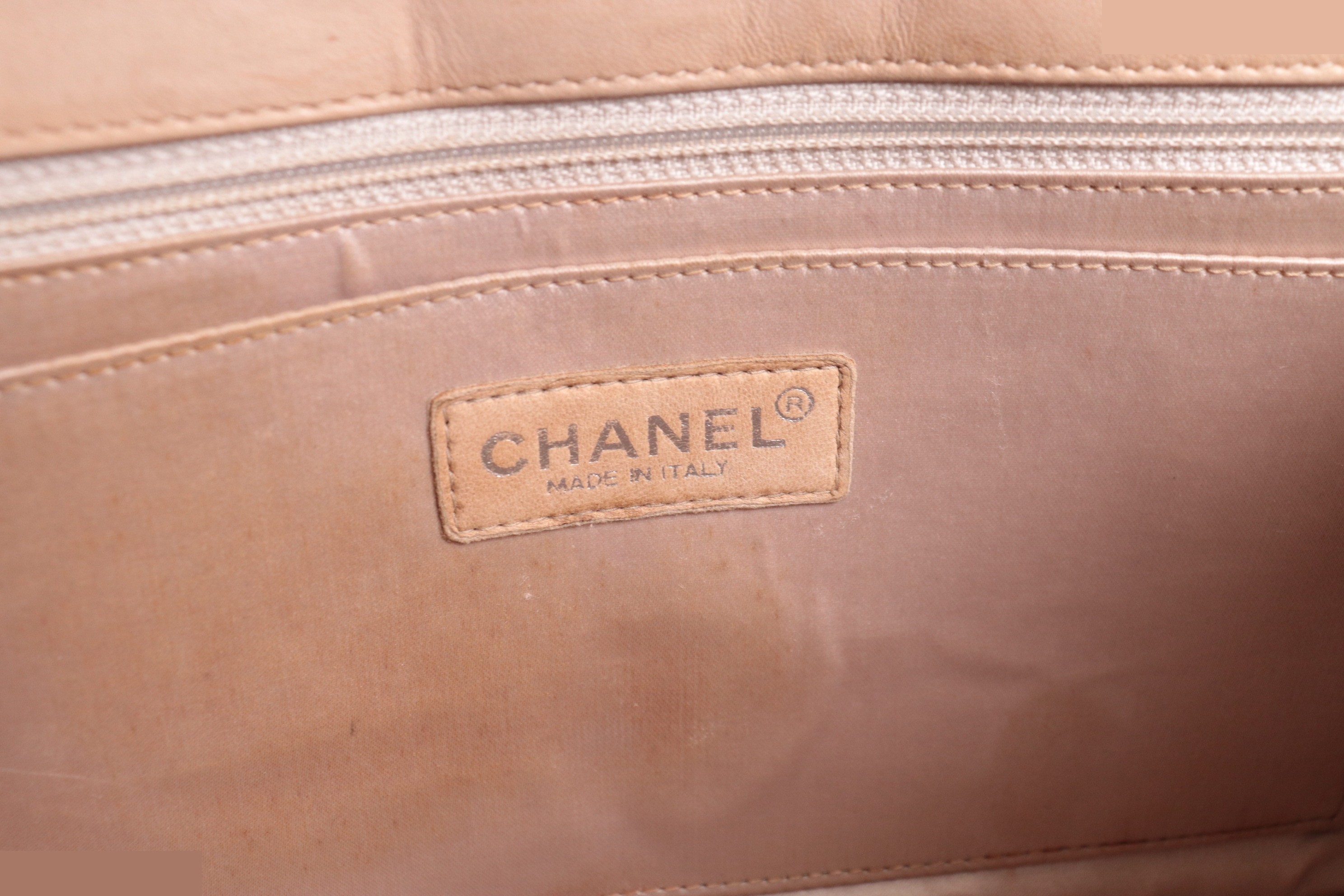New Travel Line Shoulder Bag, Beige, No. 7 — view 7