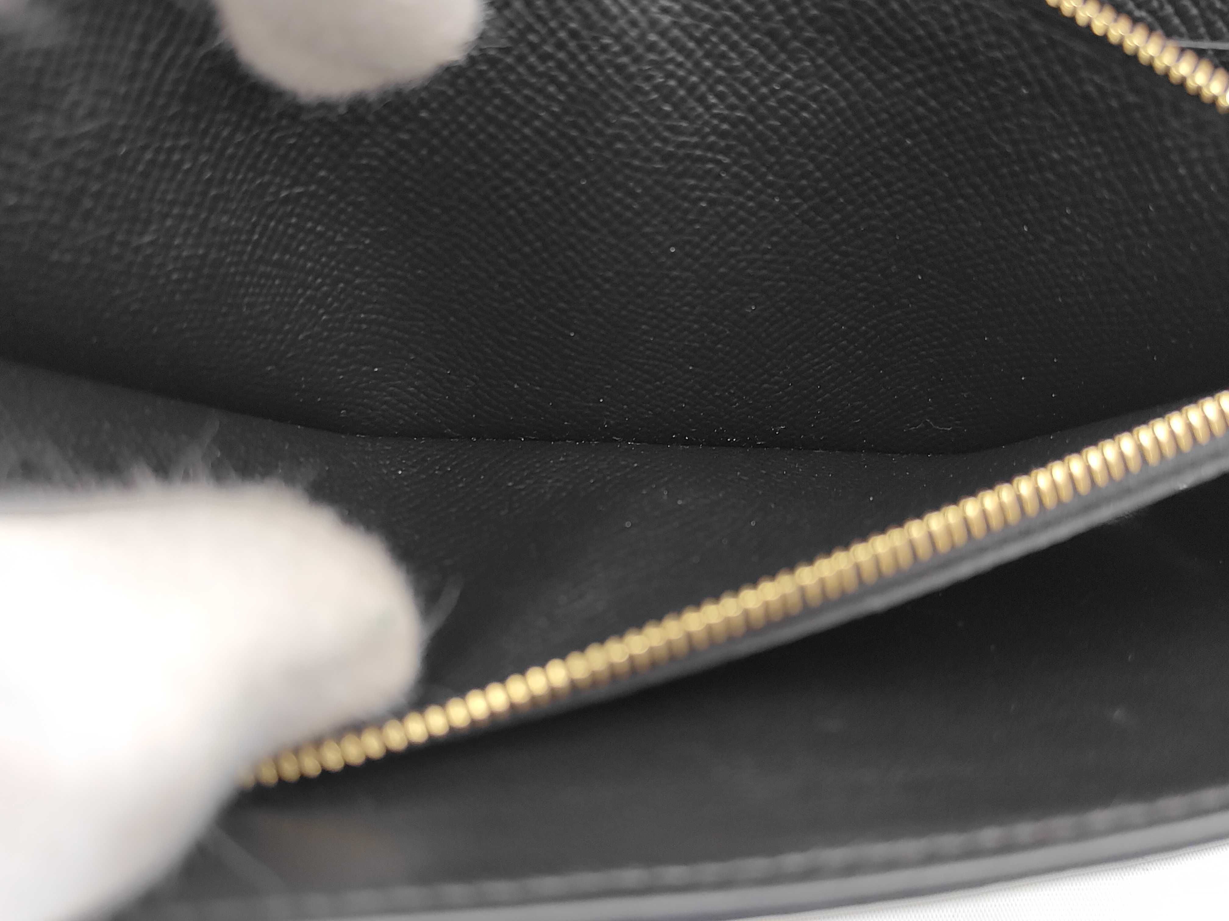 Constance To Go U-stamp shoulder bag — view 11