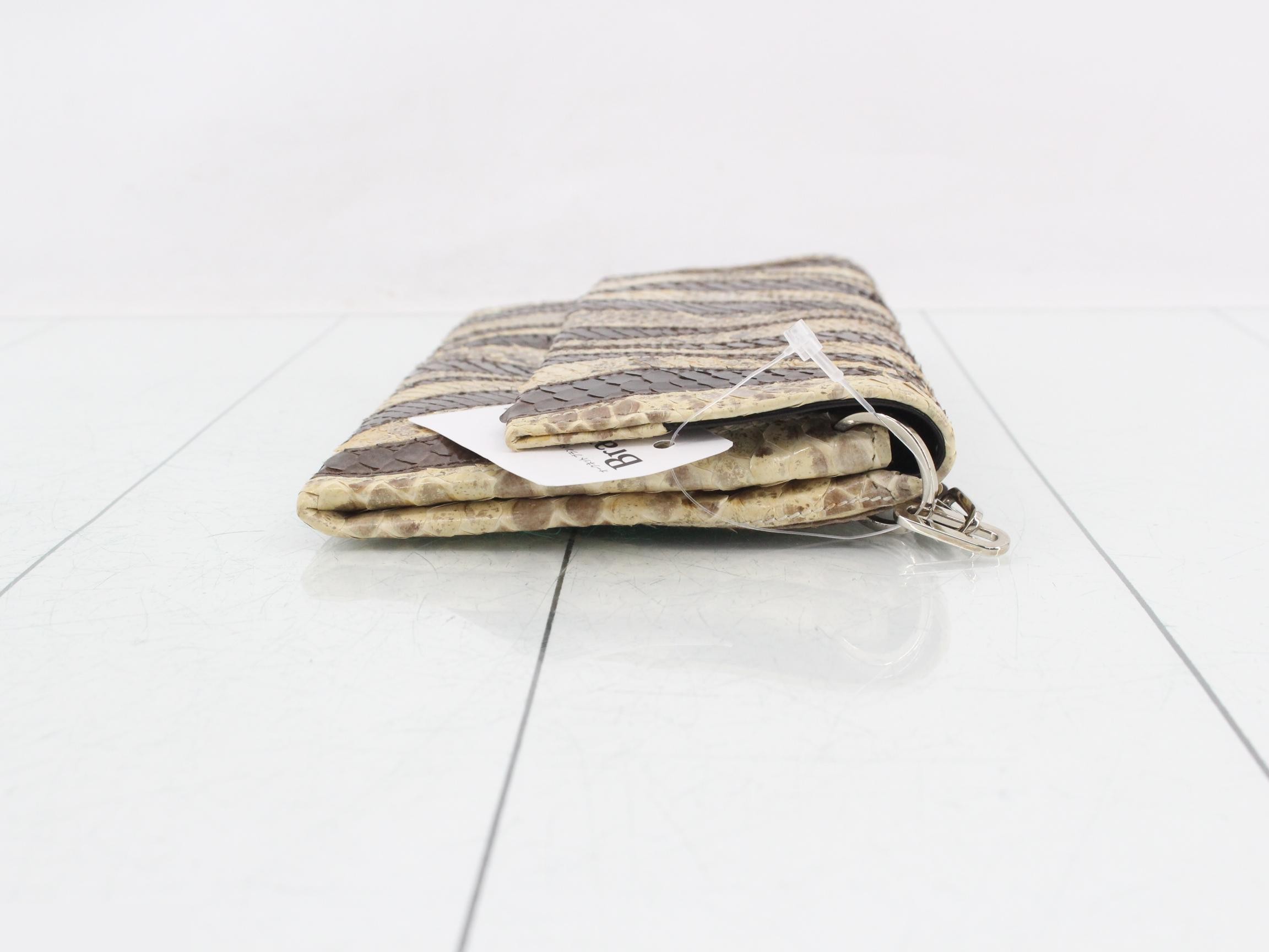 handbag — view 3