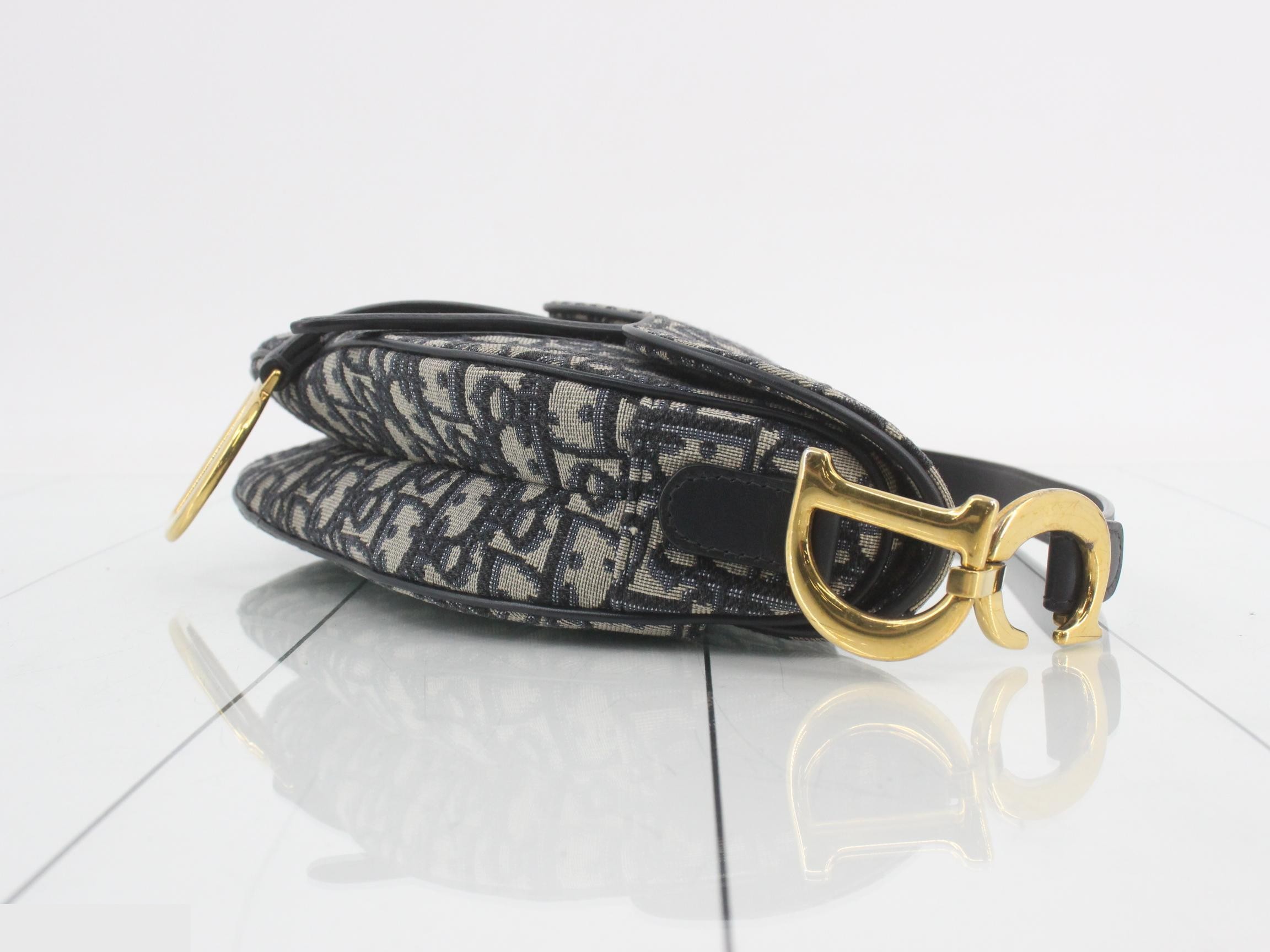 Saddle Oblique One-Shoulder Bag — view 3