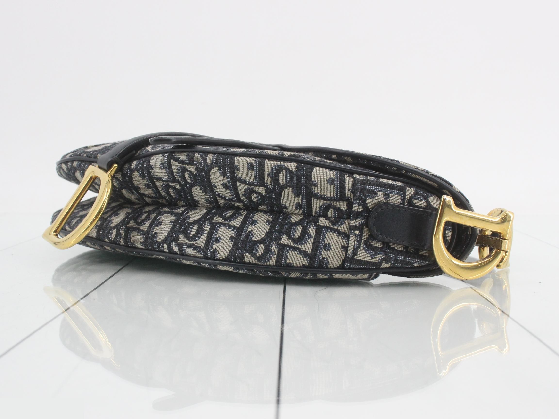 Saddle Oblique One-Shoulder Bag — view 6