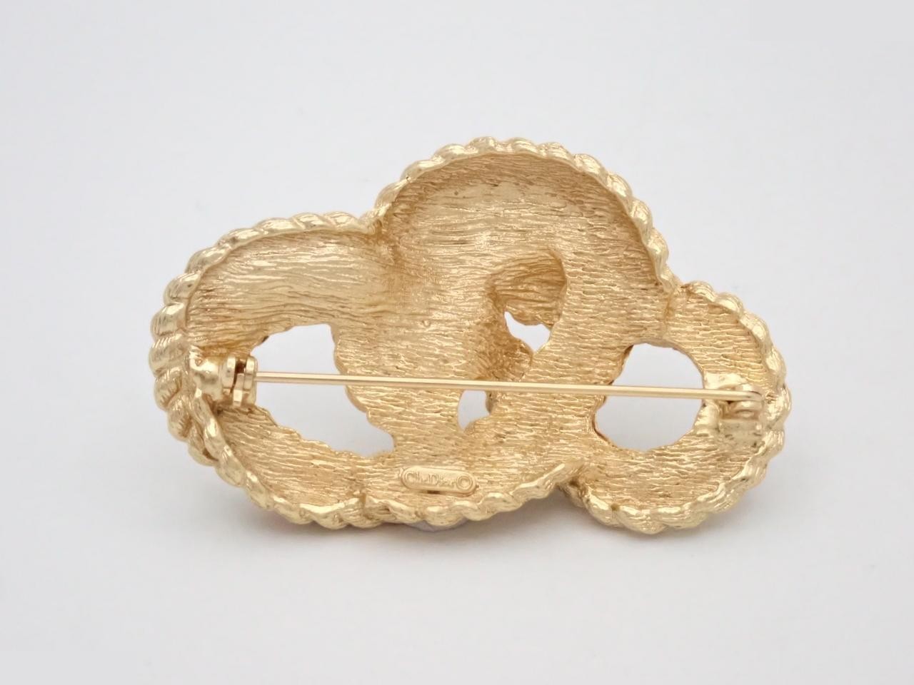 Other lines: Precious metals and brooches — view 2