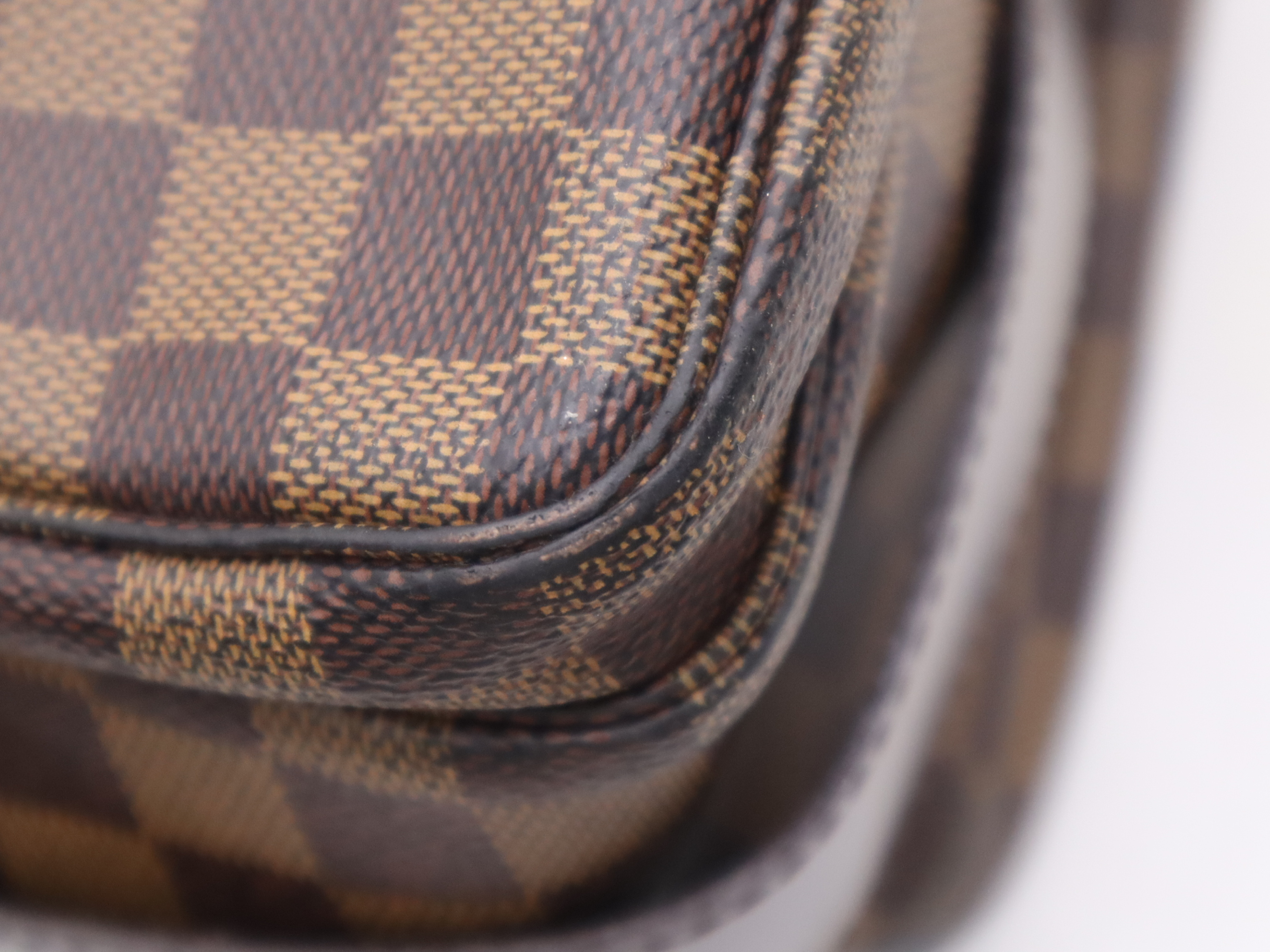 N45255 Damier Naviglio Shoulder Bag — view 11