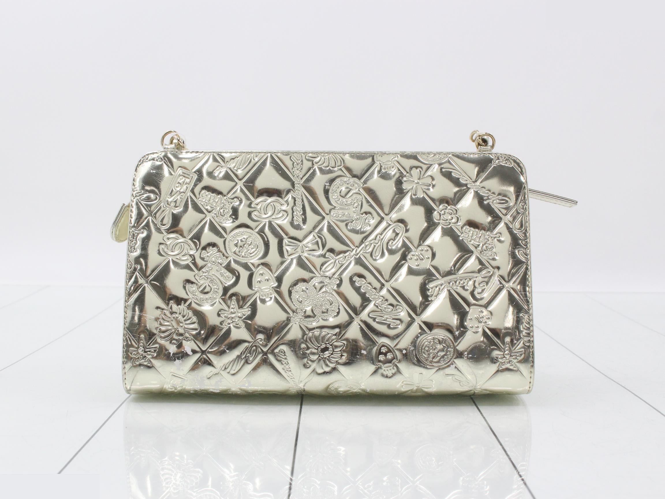 Icon Chain Handbag, Gold, GP Patent — view 2