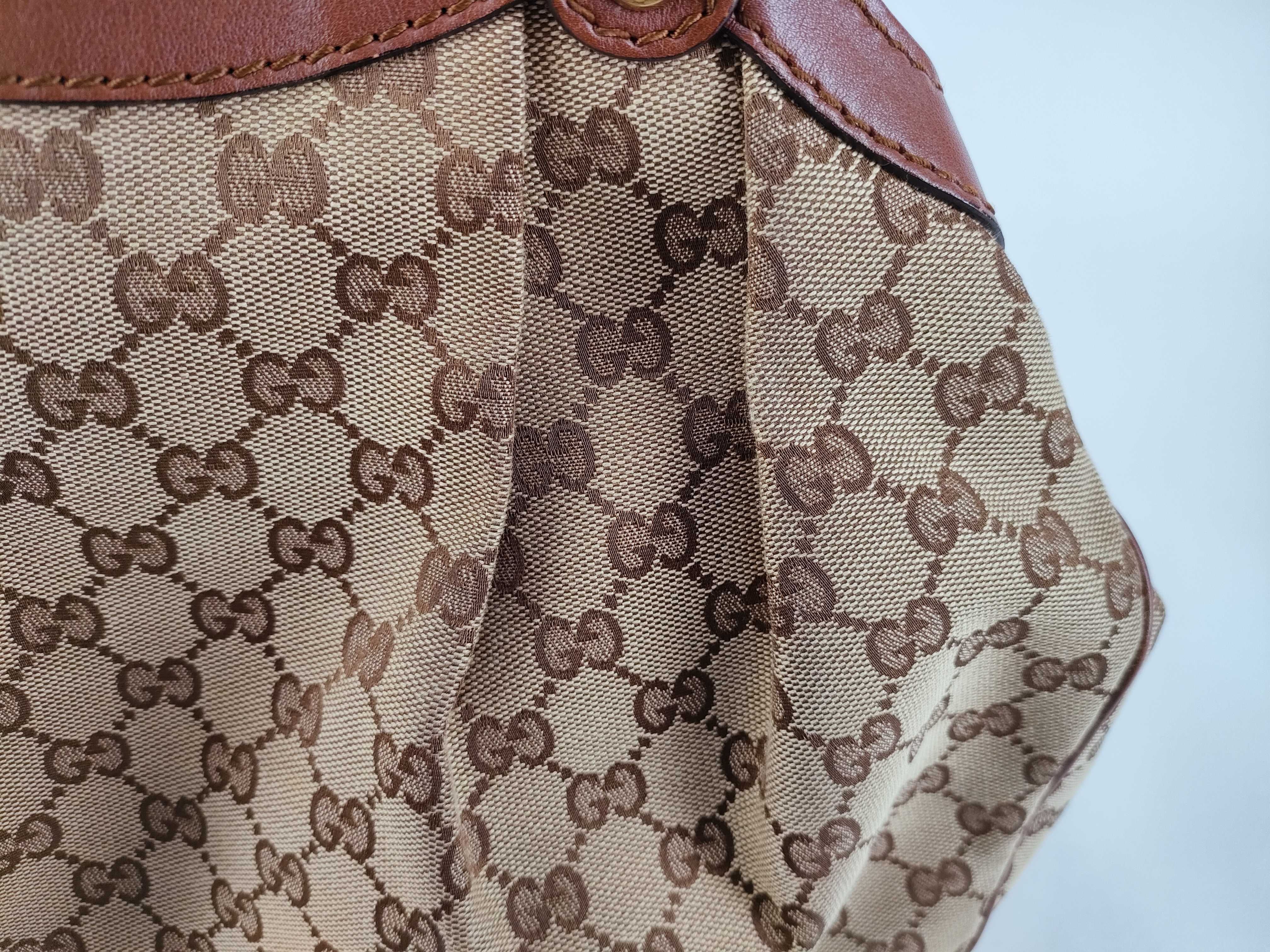 Sukey 211944 GG Canvas Sukey Charm Handbag — view 9