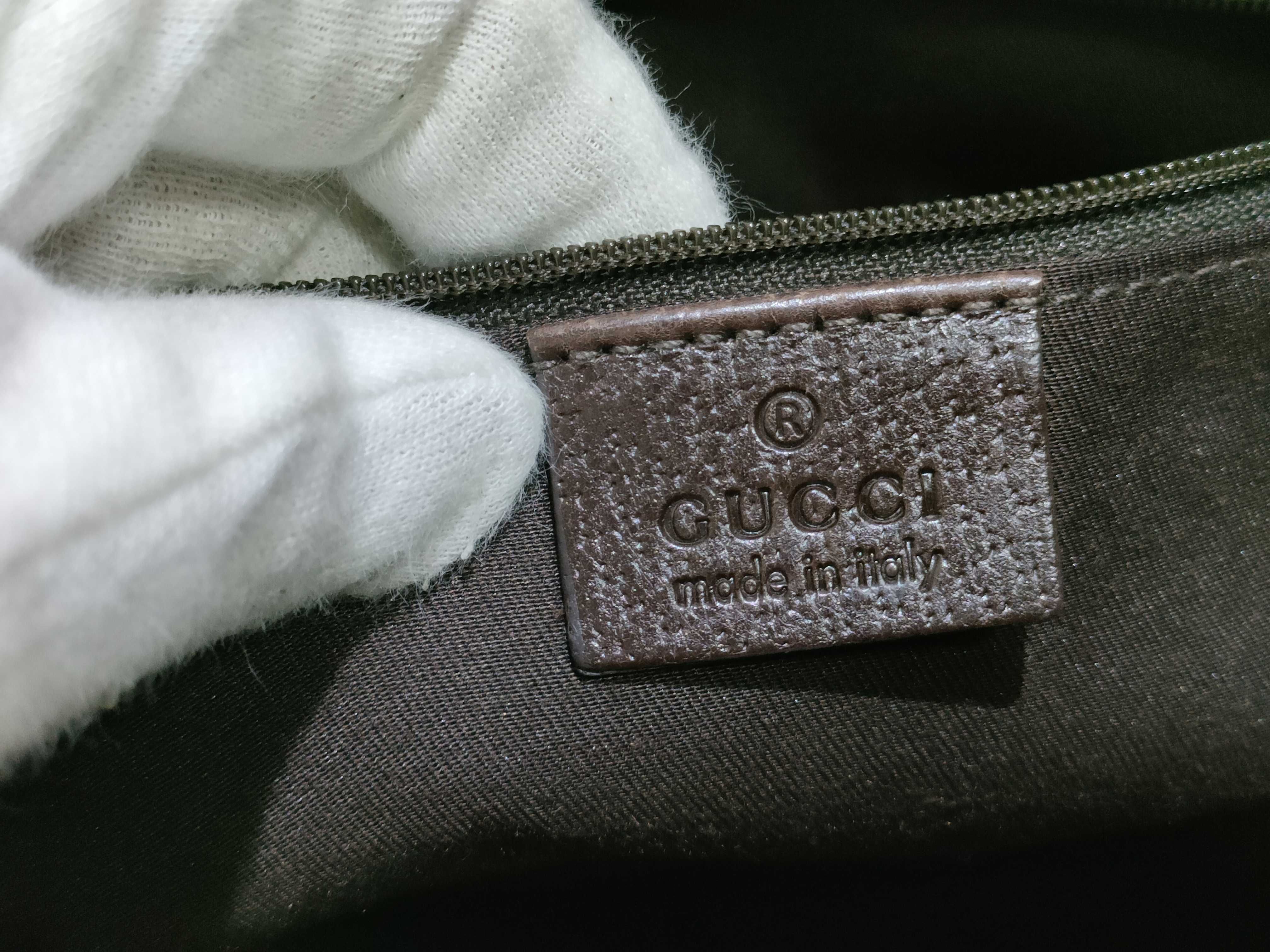 GG Canvas Gucci Handbag — view 11