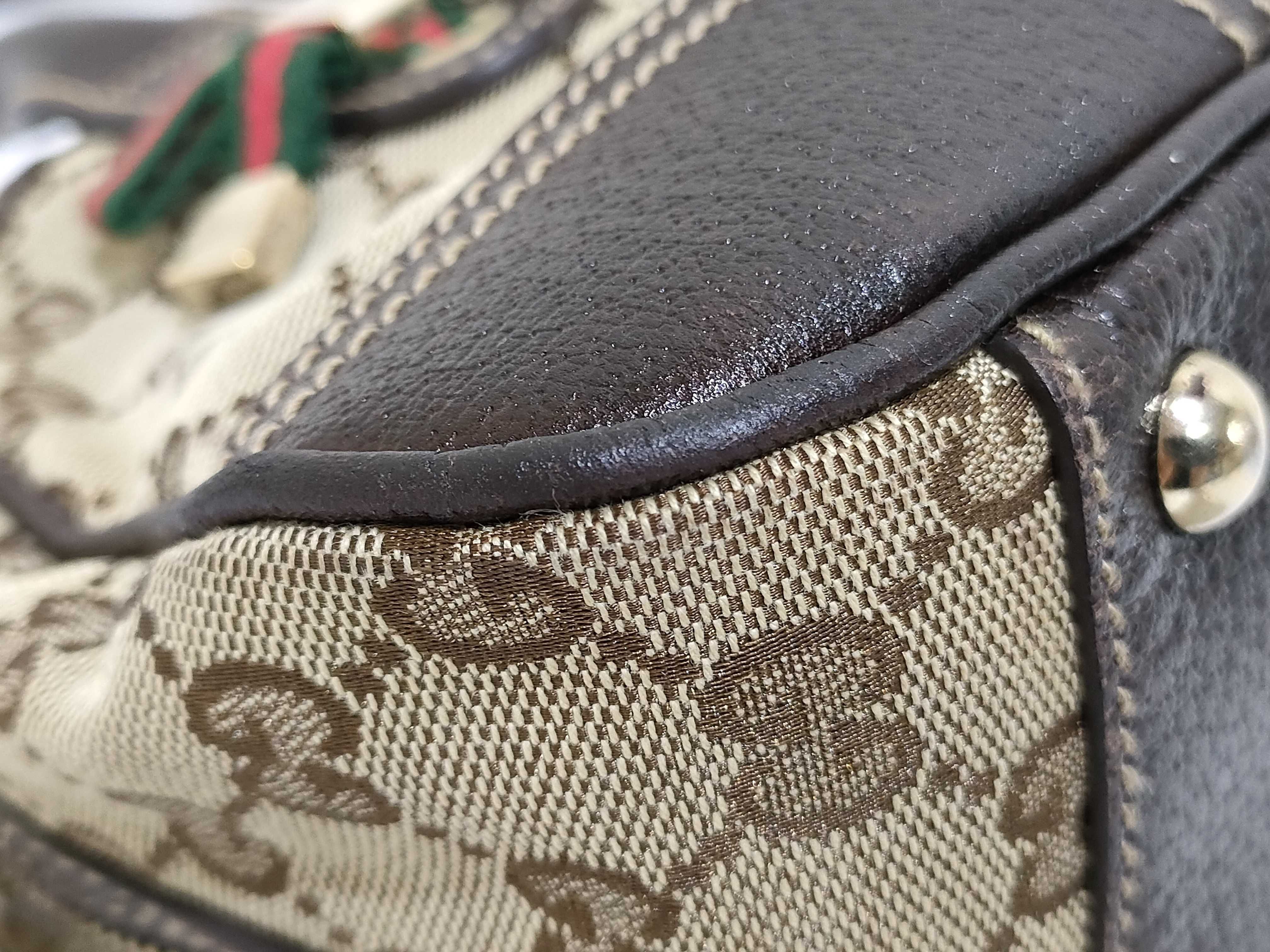 GG Canvas Gucci Handbag — view 6